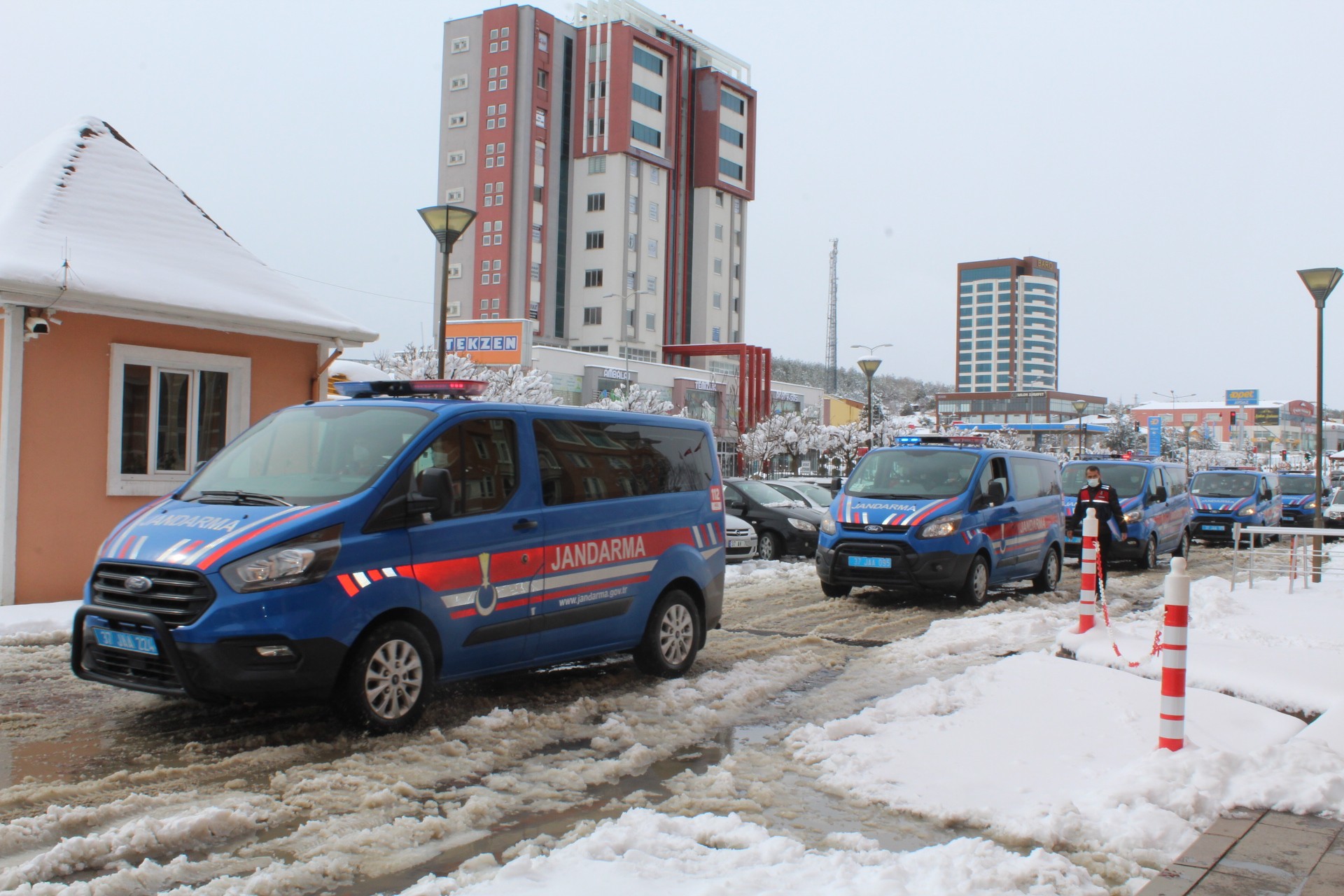 2 milyon liralık vurgun yapan örgüt üyeleri yakalandı