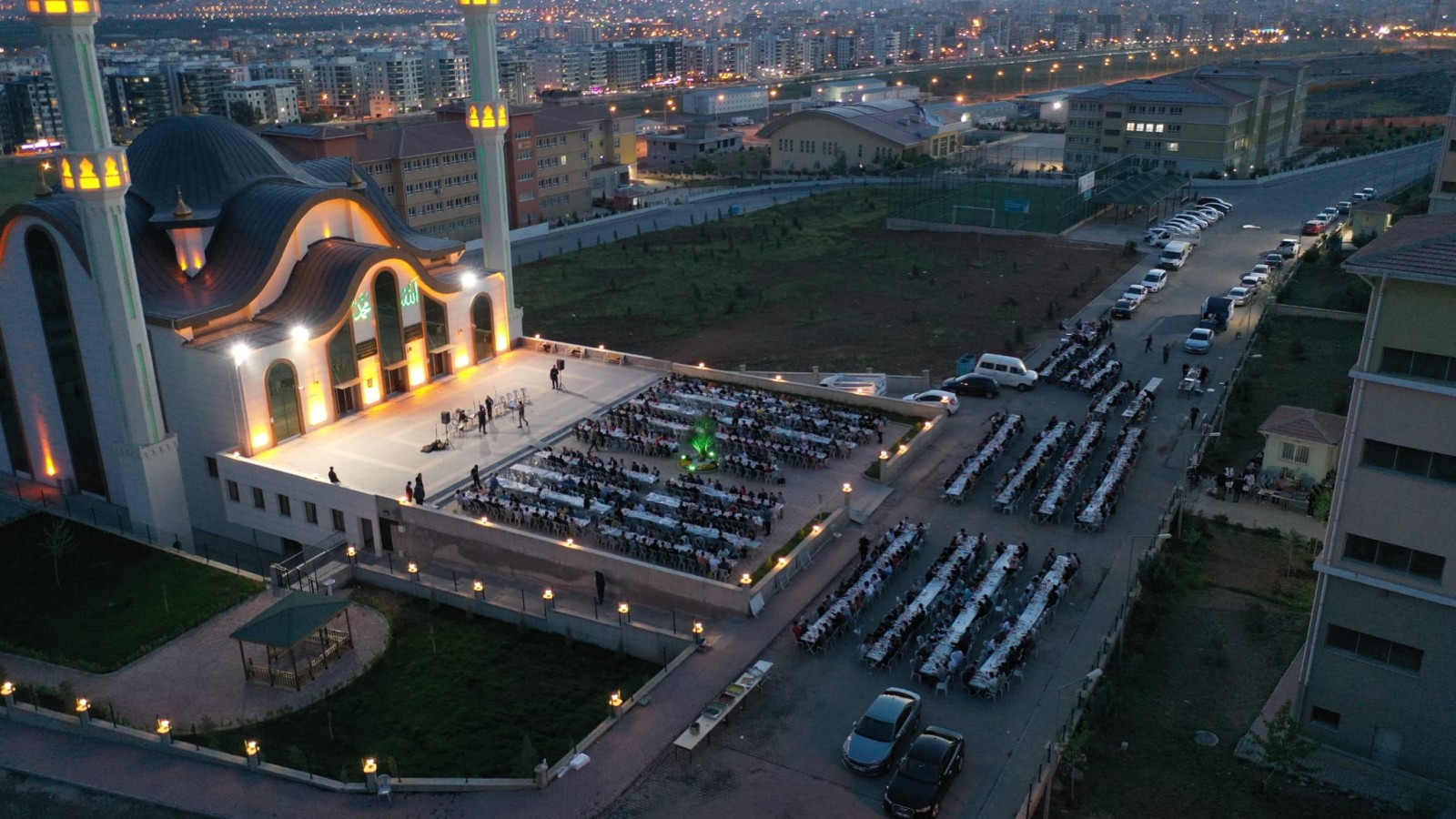 Başkan Canpolat: Gönüllere Dokunuyoruz