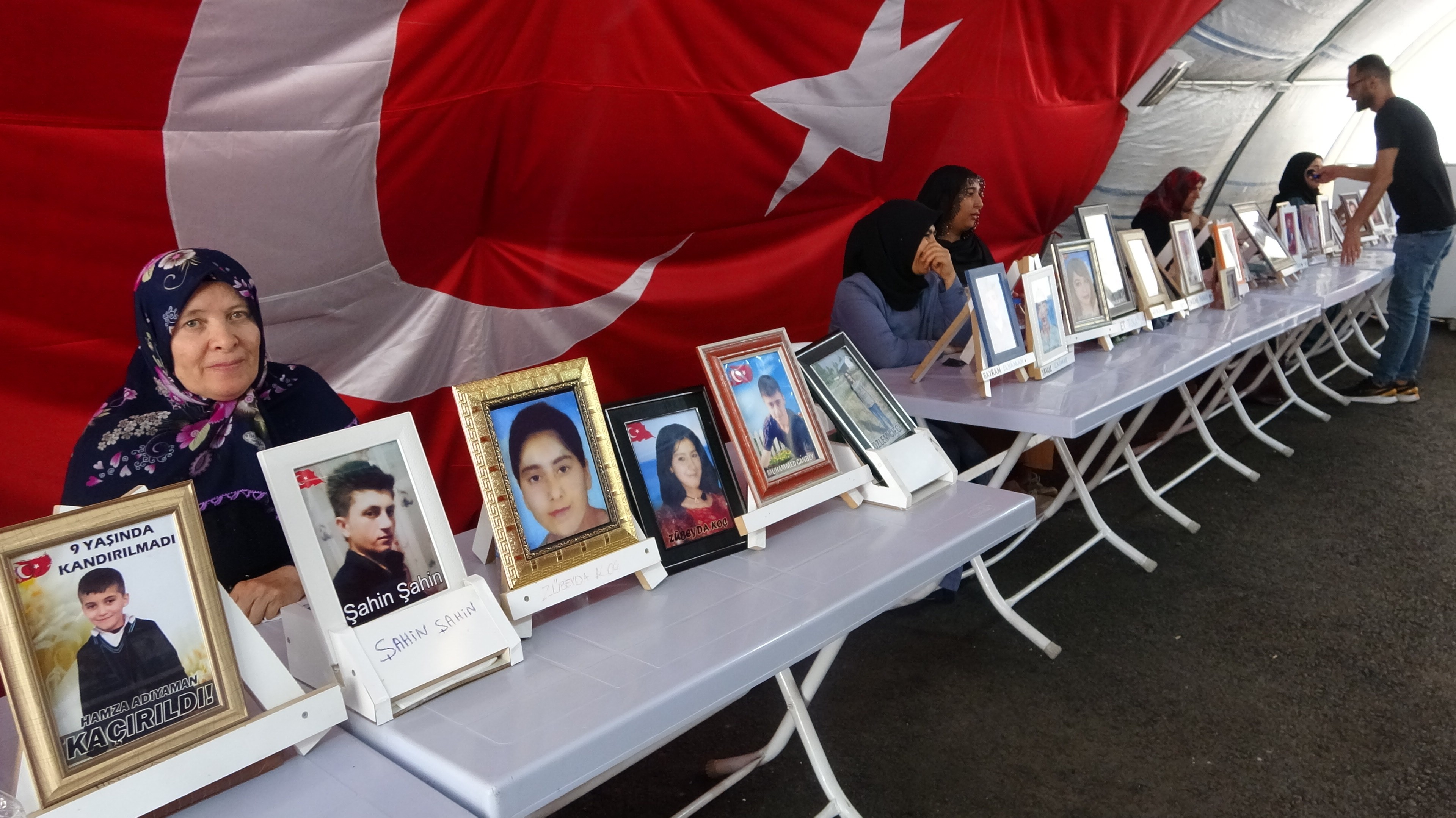 Terör mağduru annelerin evlat nöbeti devam ediyor