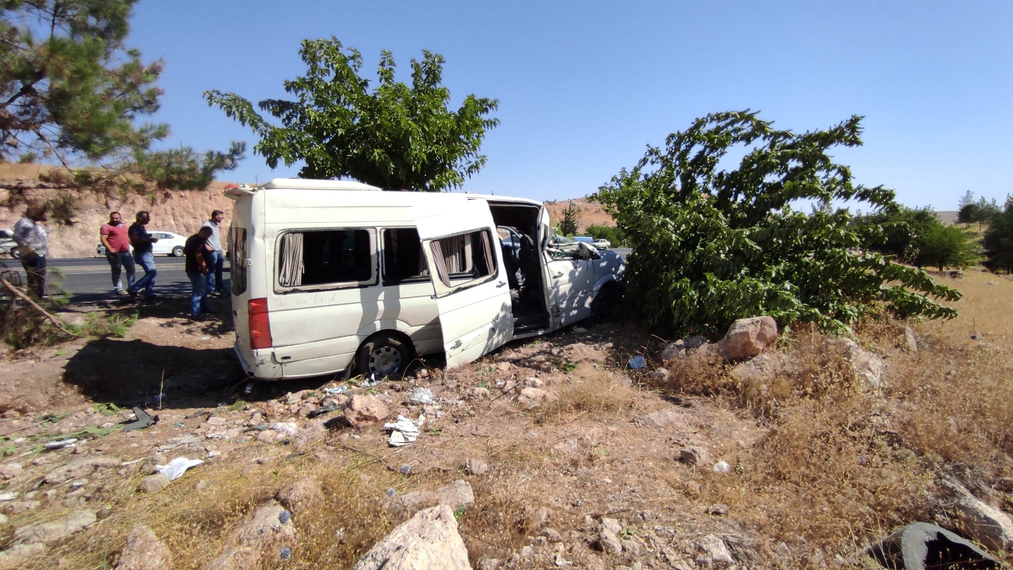 Şanlıurfa'da işçi servisi kaza yaptı: 15 Yaralı