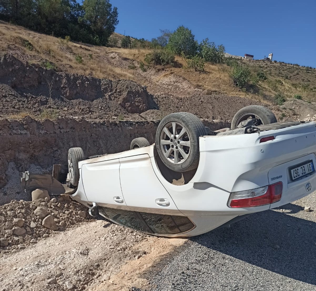 KPSS sınavına yetişmeye çalışırken kaza yaptı