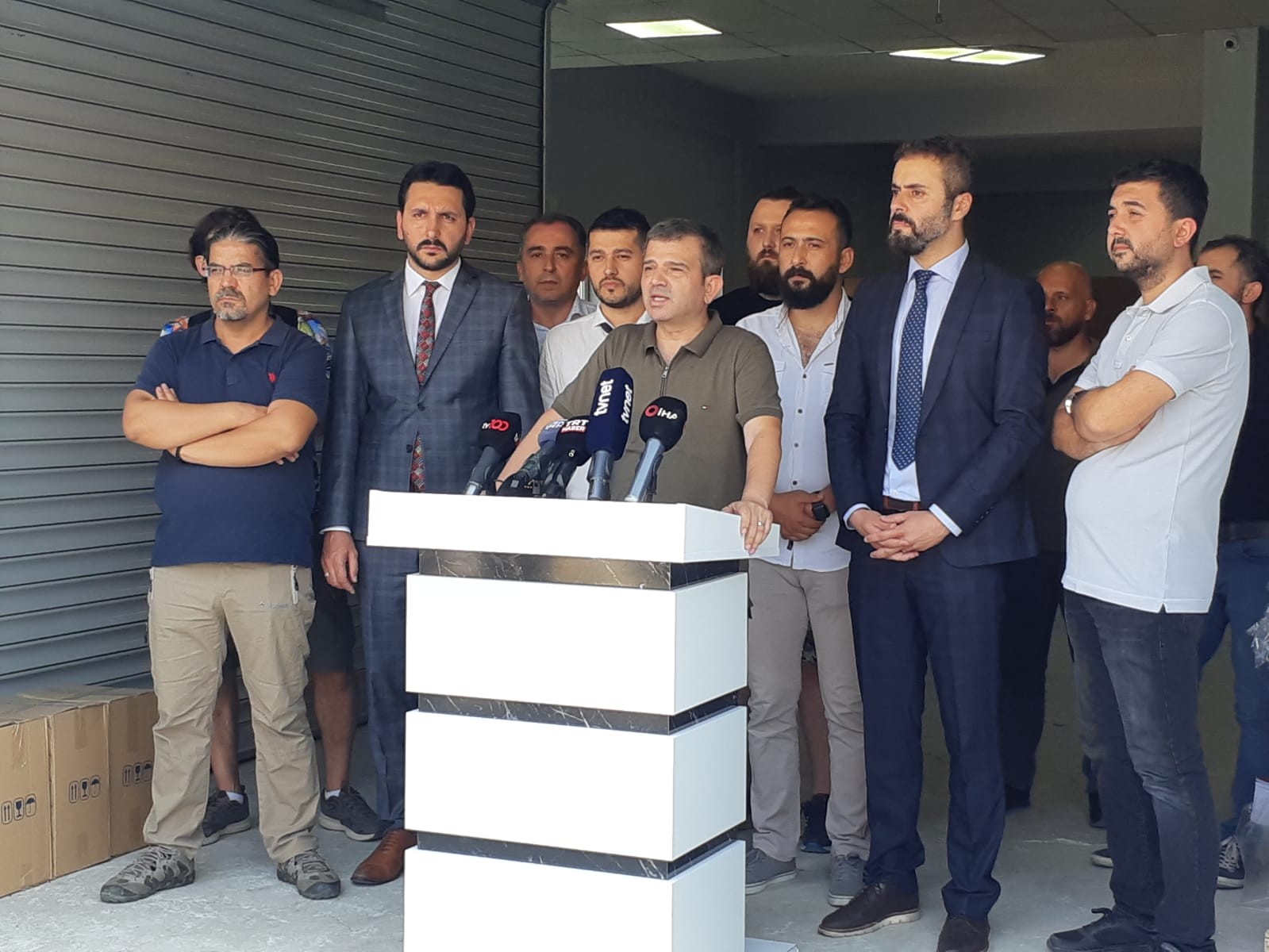 Yediiklim Yayınevi sahibi iddiaları yalanladı