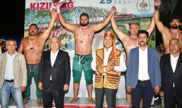 Güreşçiden büyük iddia