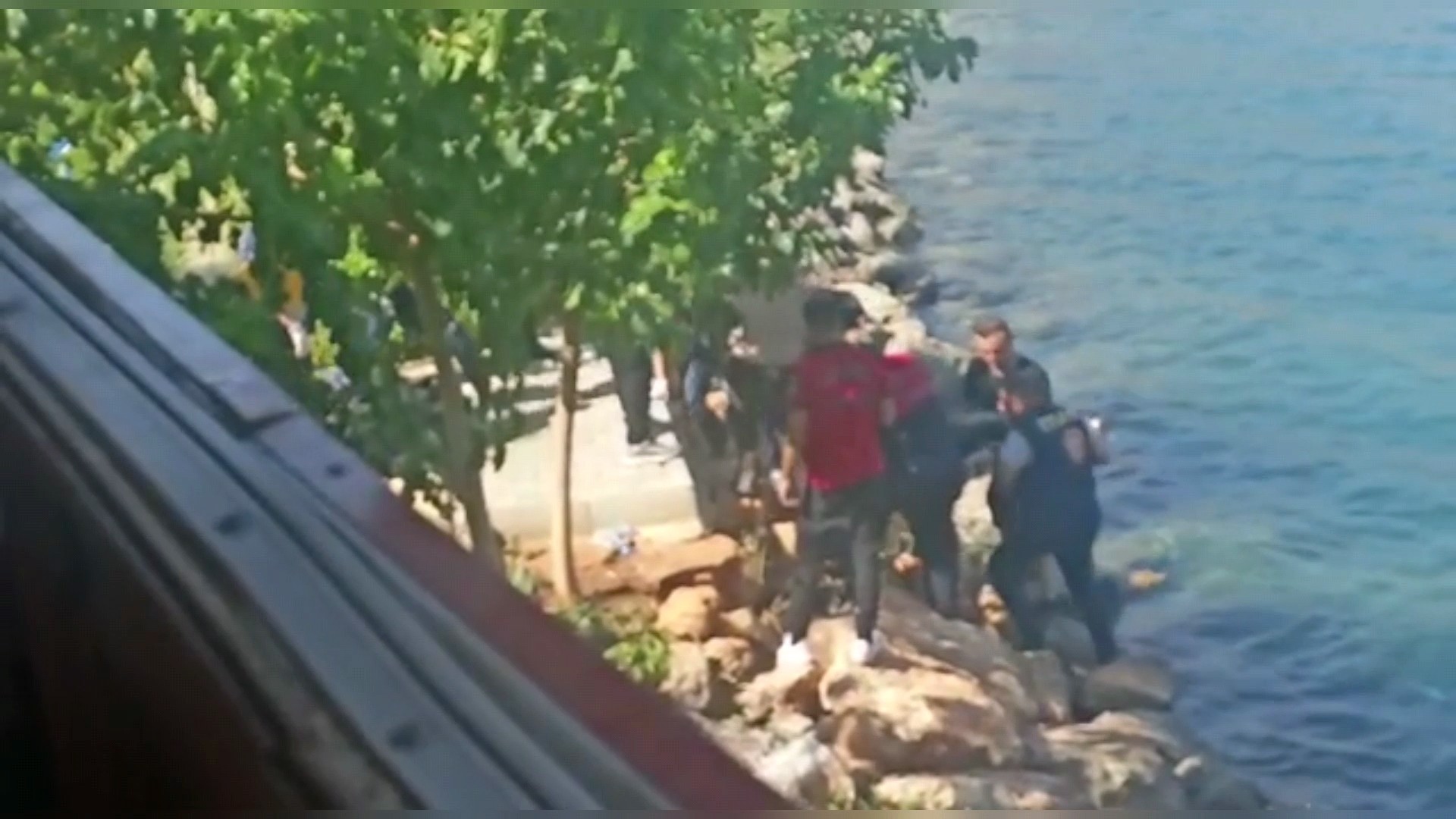 Gezmek için gitmişti boğularak vefat etti