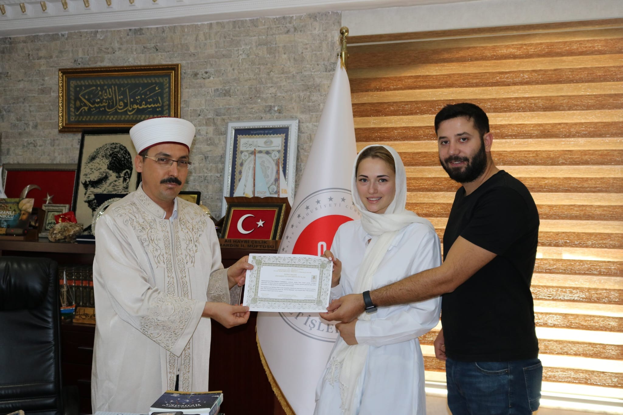Ukraynalı gelin Mardin'e gelip müslüman oldu