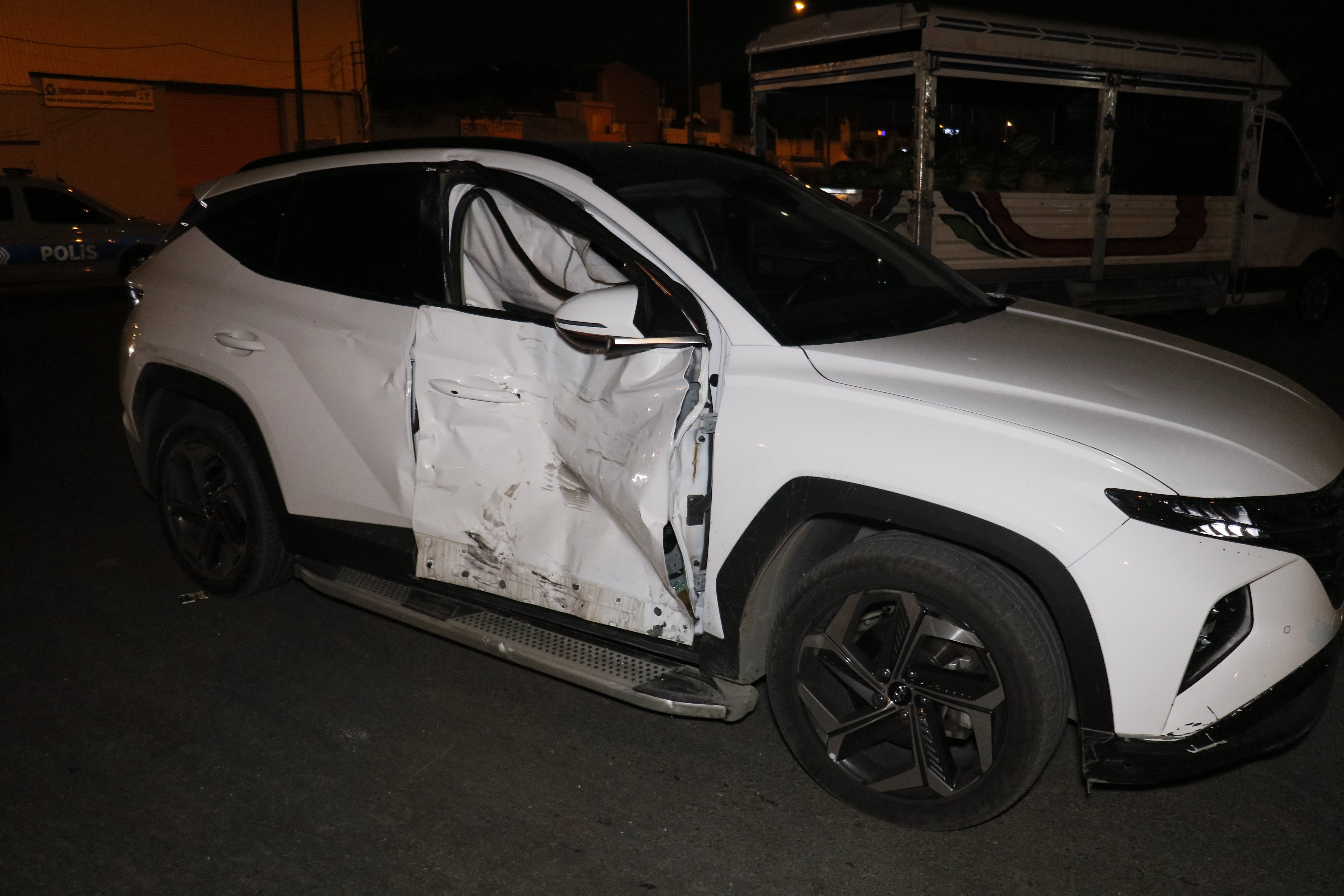 Kaza yapan motosiklet sürücüsü hayatını kaybetti