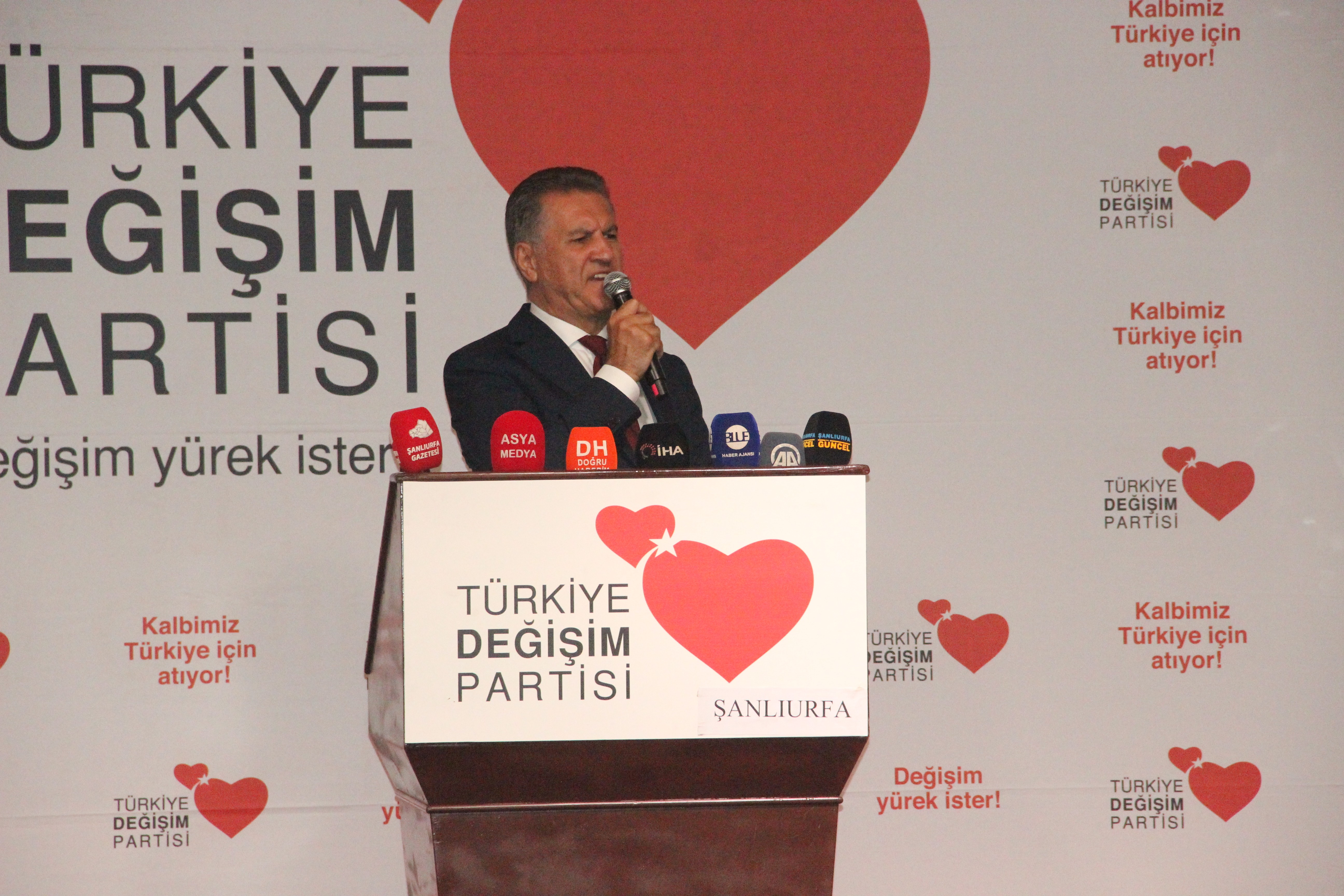 Başkan Sarıgül'den çiftçiye bedava elektrik sözü