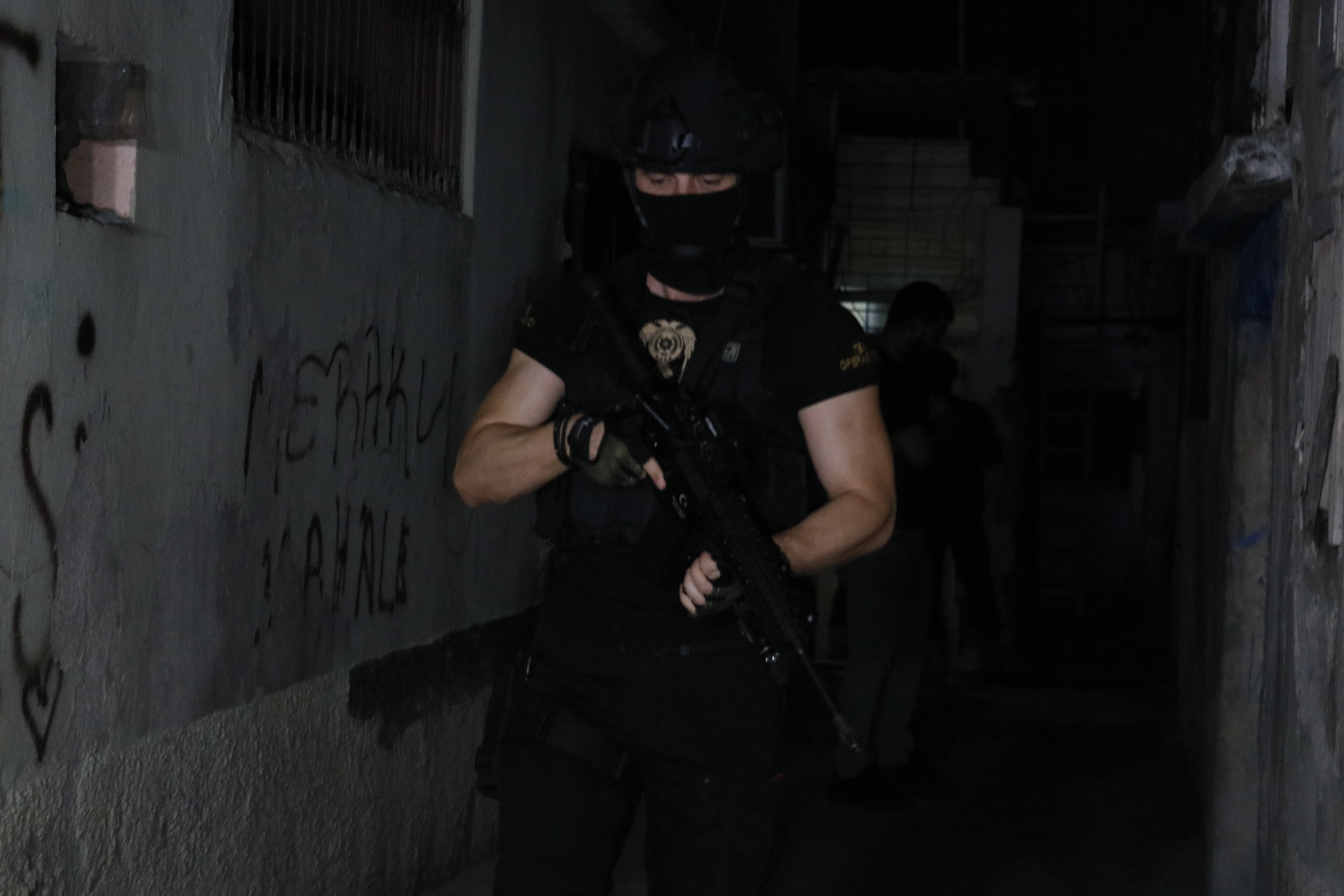 DEAŞ'a dev operasyon