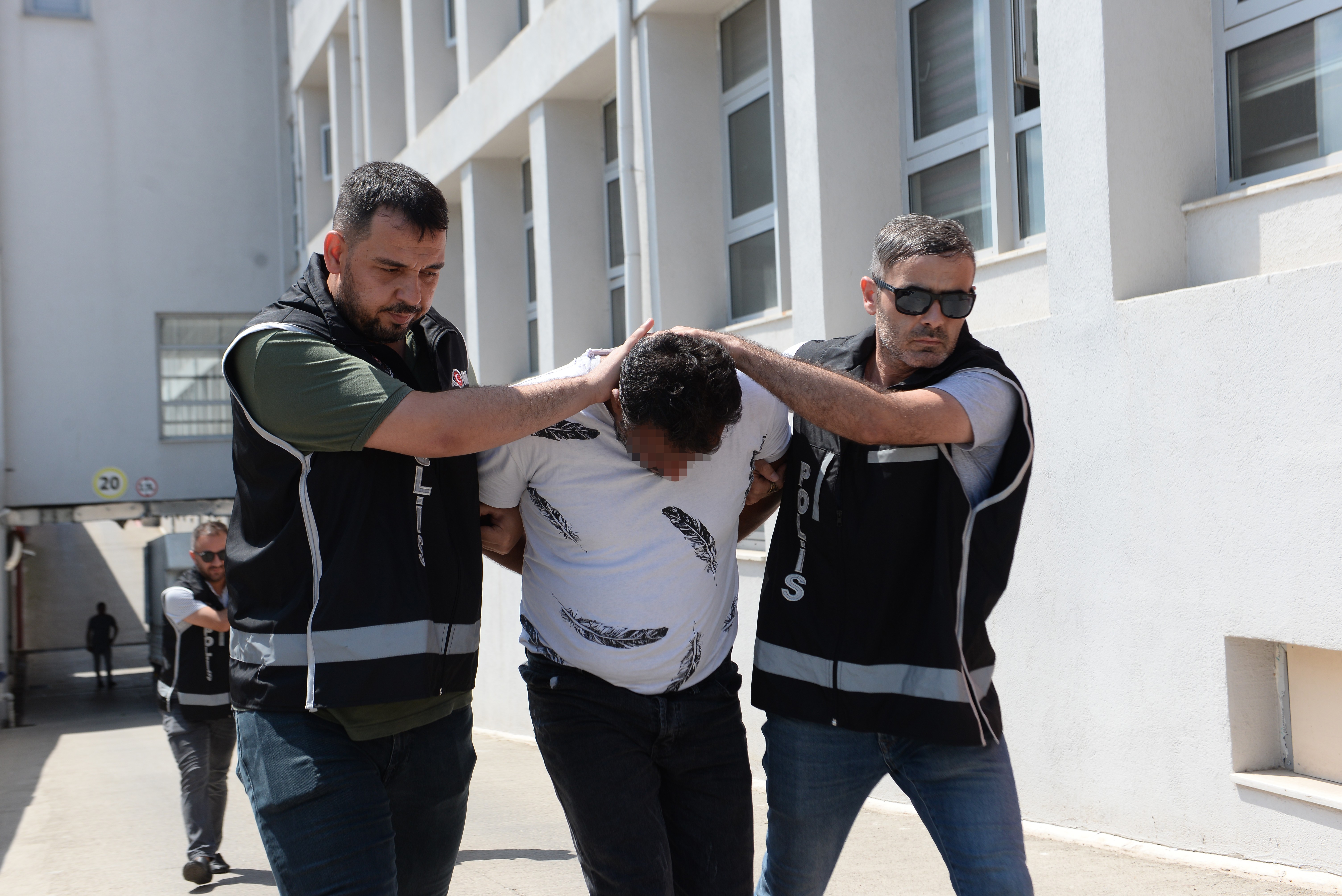 Uzun namlulu silah operasyonu