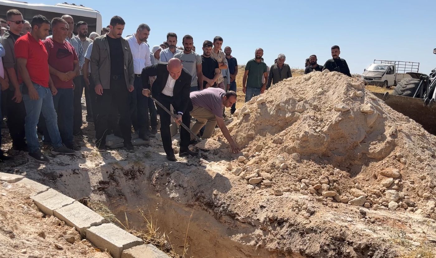 Mardin'deki kazada ölen 20 kişi toprağa verildi