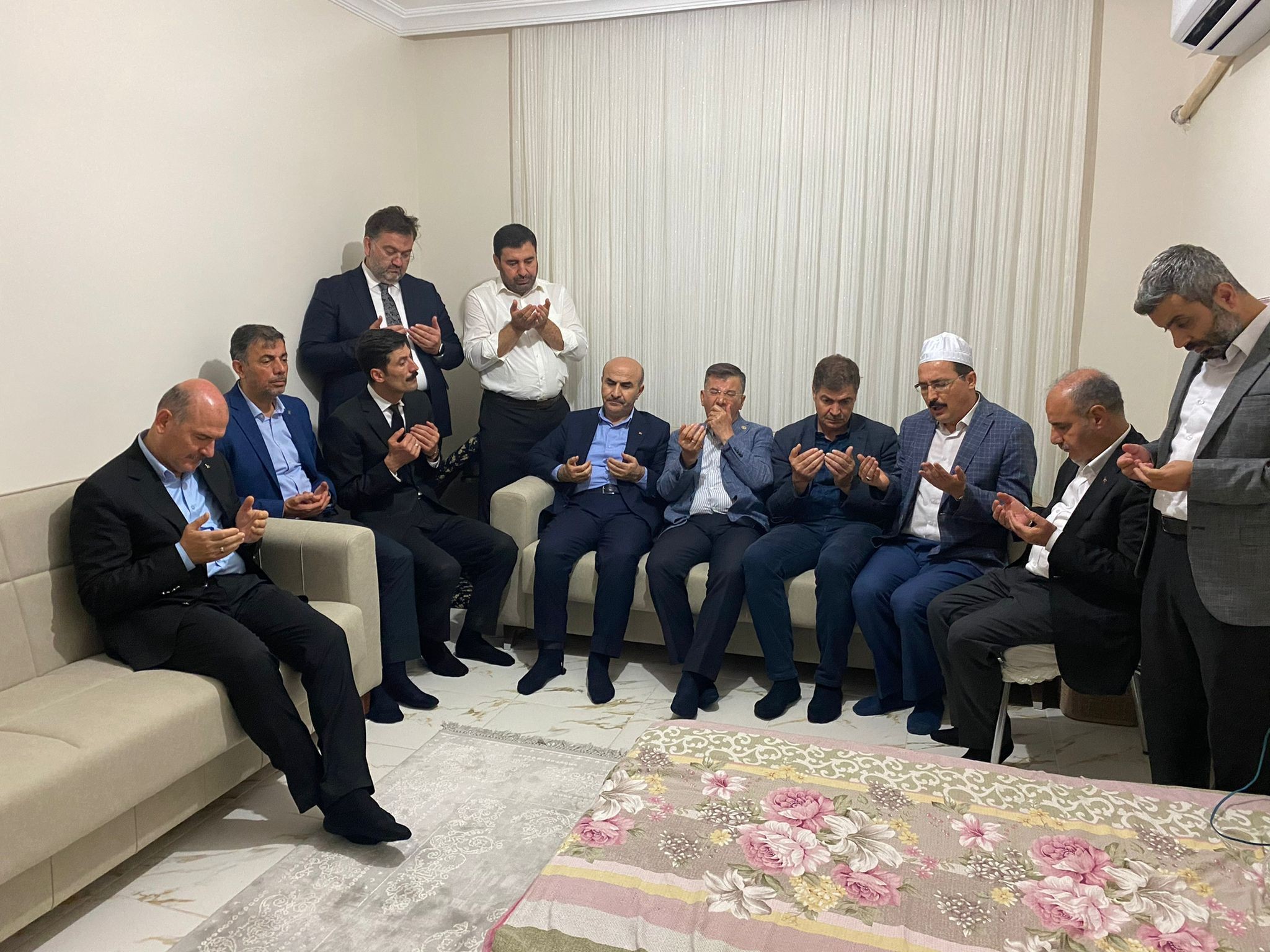 Mardin'deki kazada ölen 20 kişi toprağa verildi