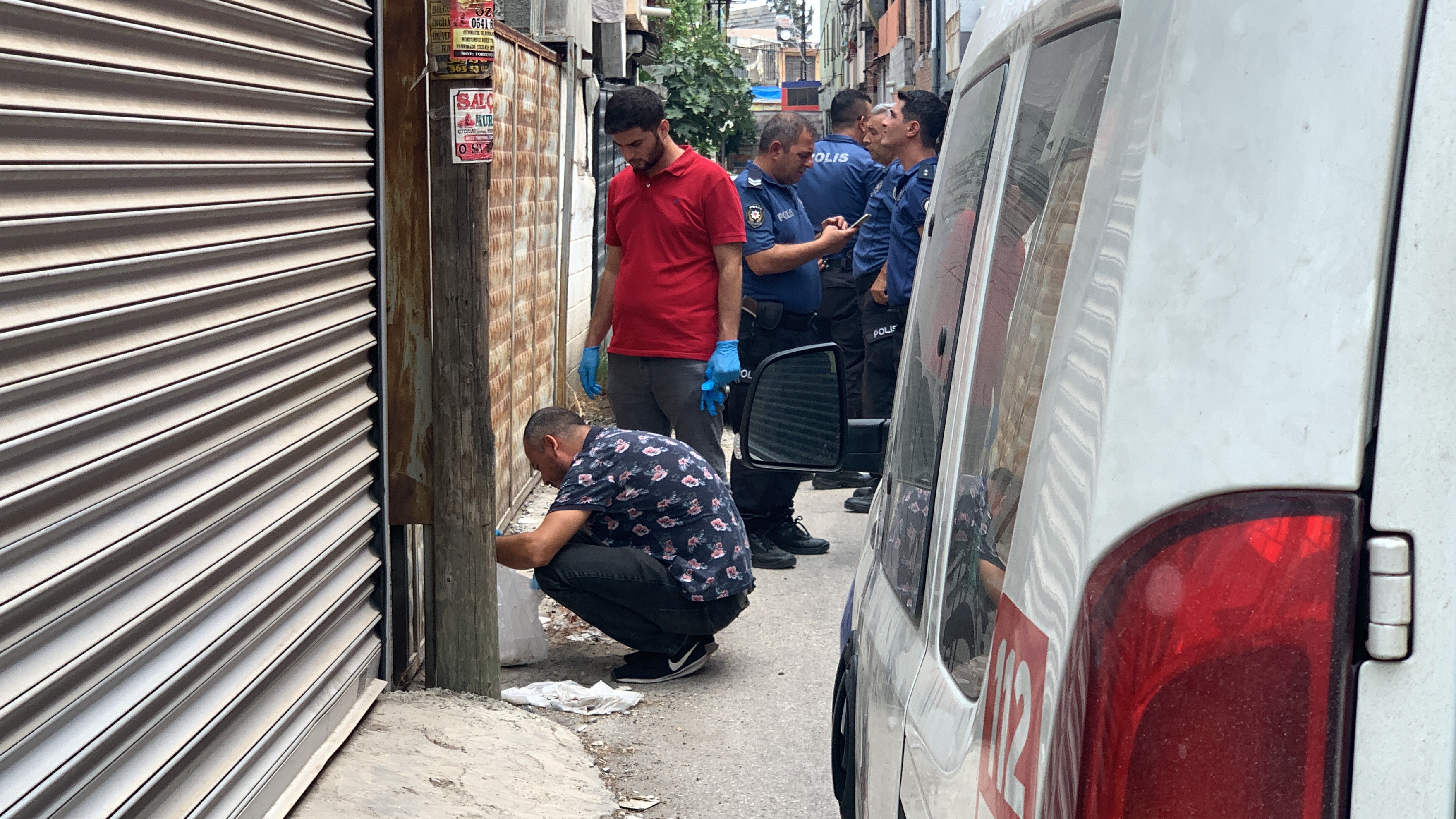 Evin bahçesinde başından vurulmuş olarak bulundu