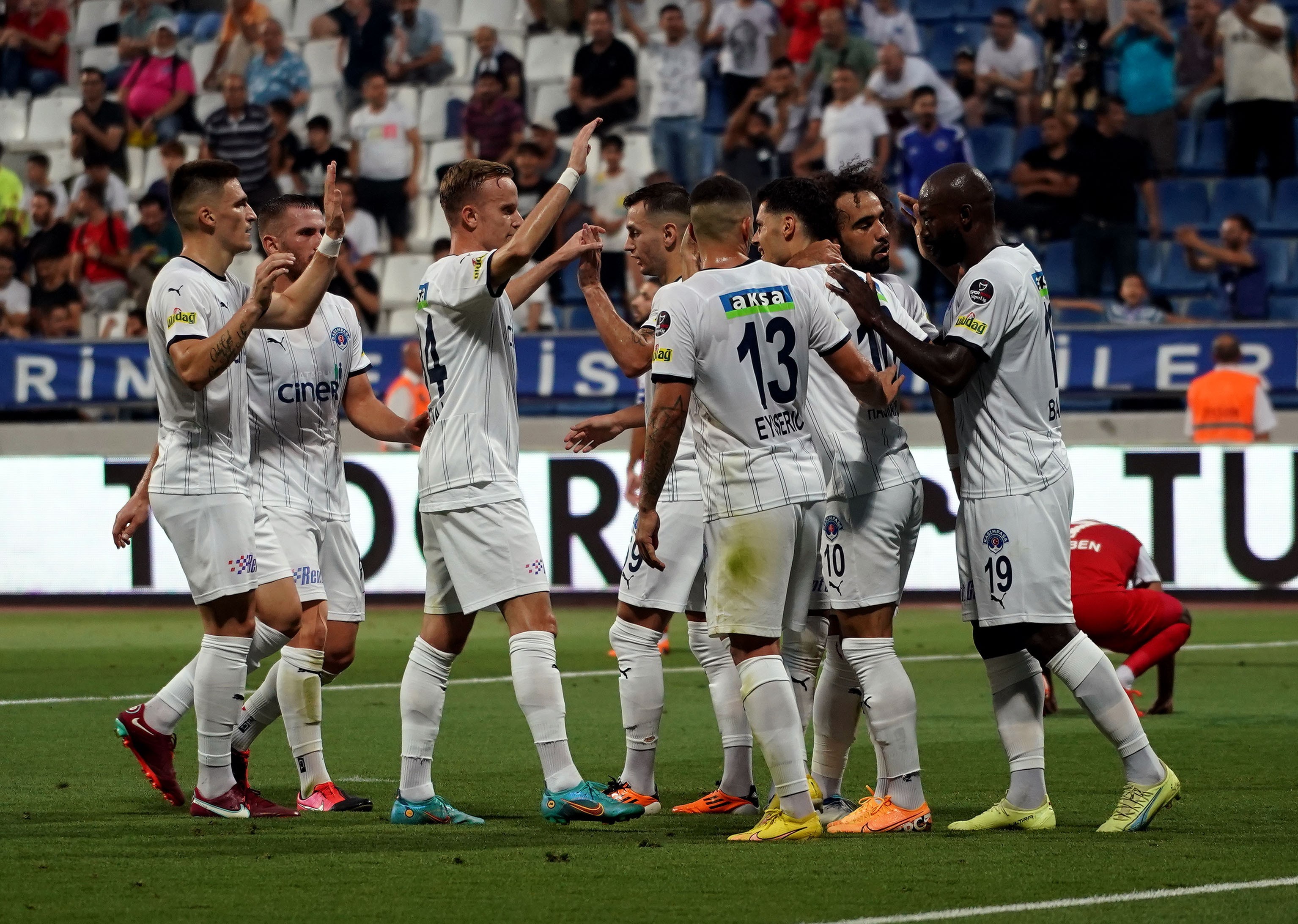 Süper Lig’de 4. hafta ilklere sahne oldu