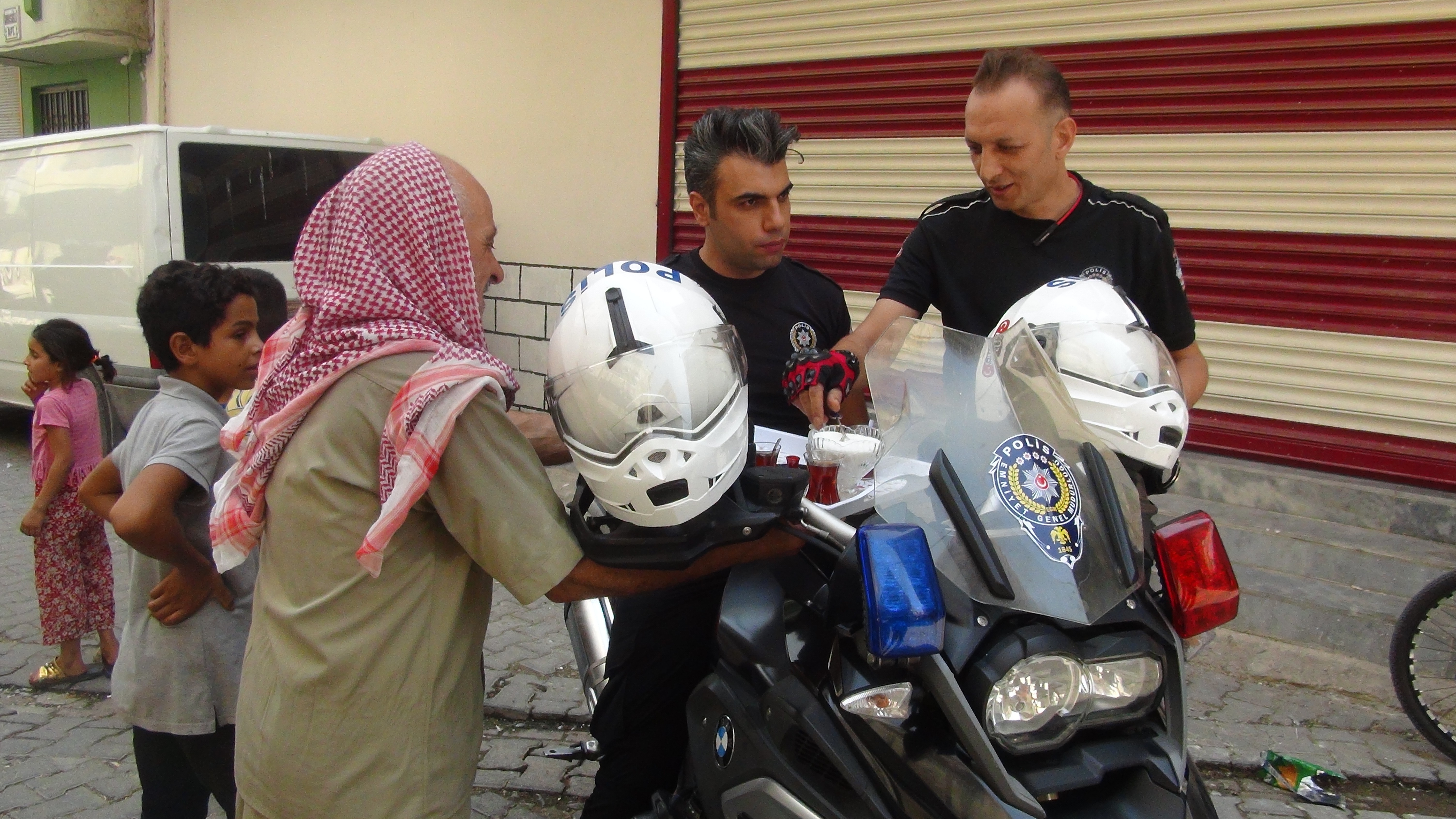 Şanlıurfa'da etrafa silahla ateş açan zanlı yakalandı