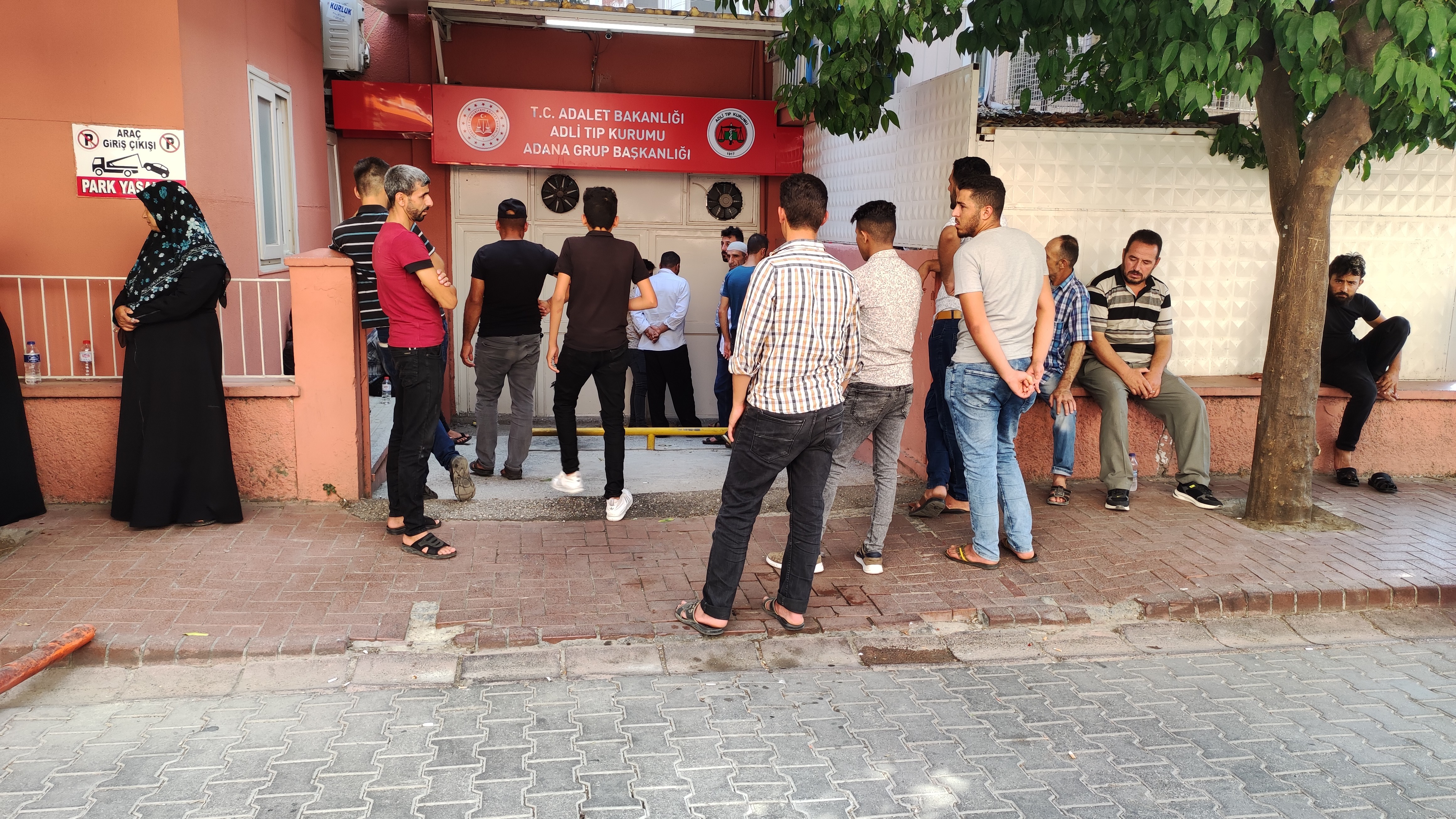 Yabancı uyruklu kardeşlerin cenazesi memleketlerine gönderildi
