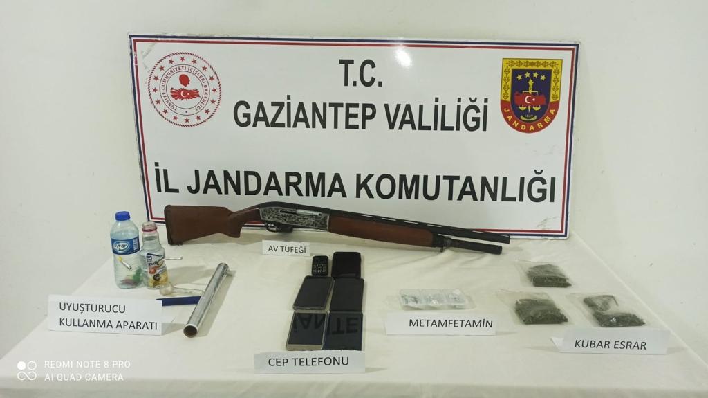 Uyuşturucu operasyonu: 4 şahıs tutuklandı
