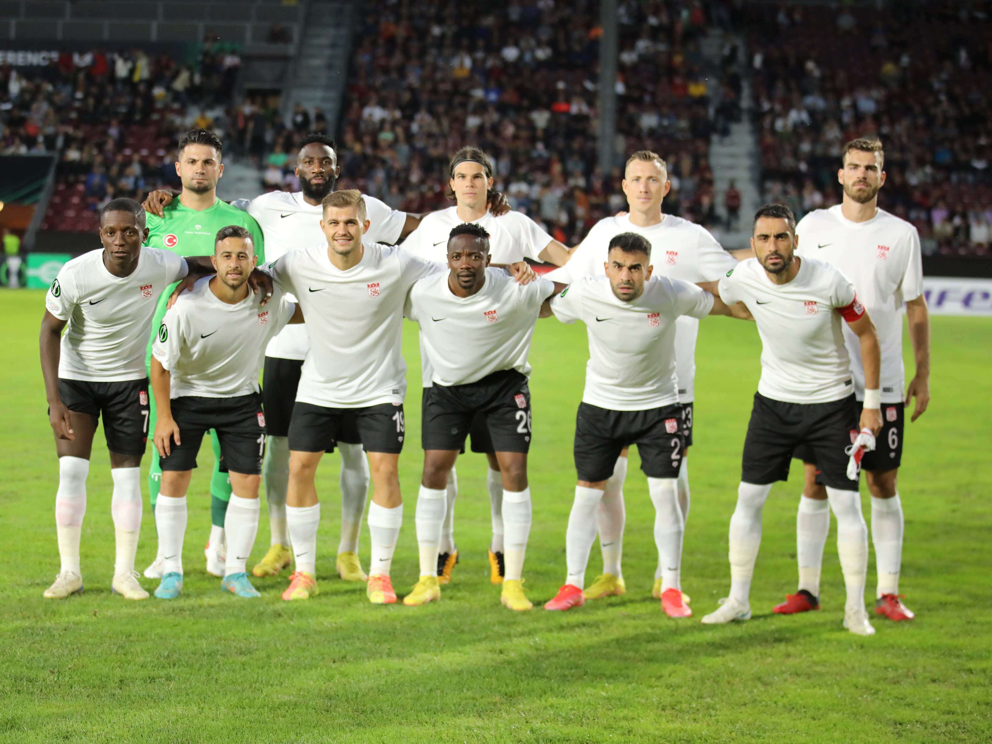 Sivasspor 10 maç sonra kazandı