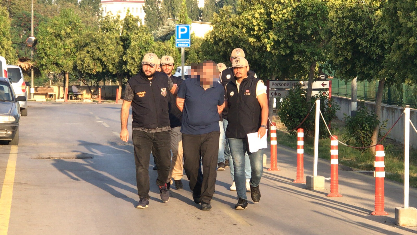 FETÖ operasyonu: 10 gözaltı