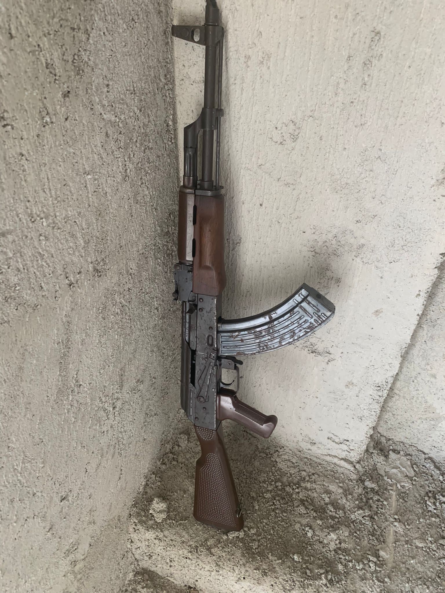 Adana’da kıraathaneye baskın