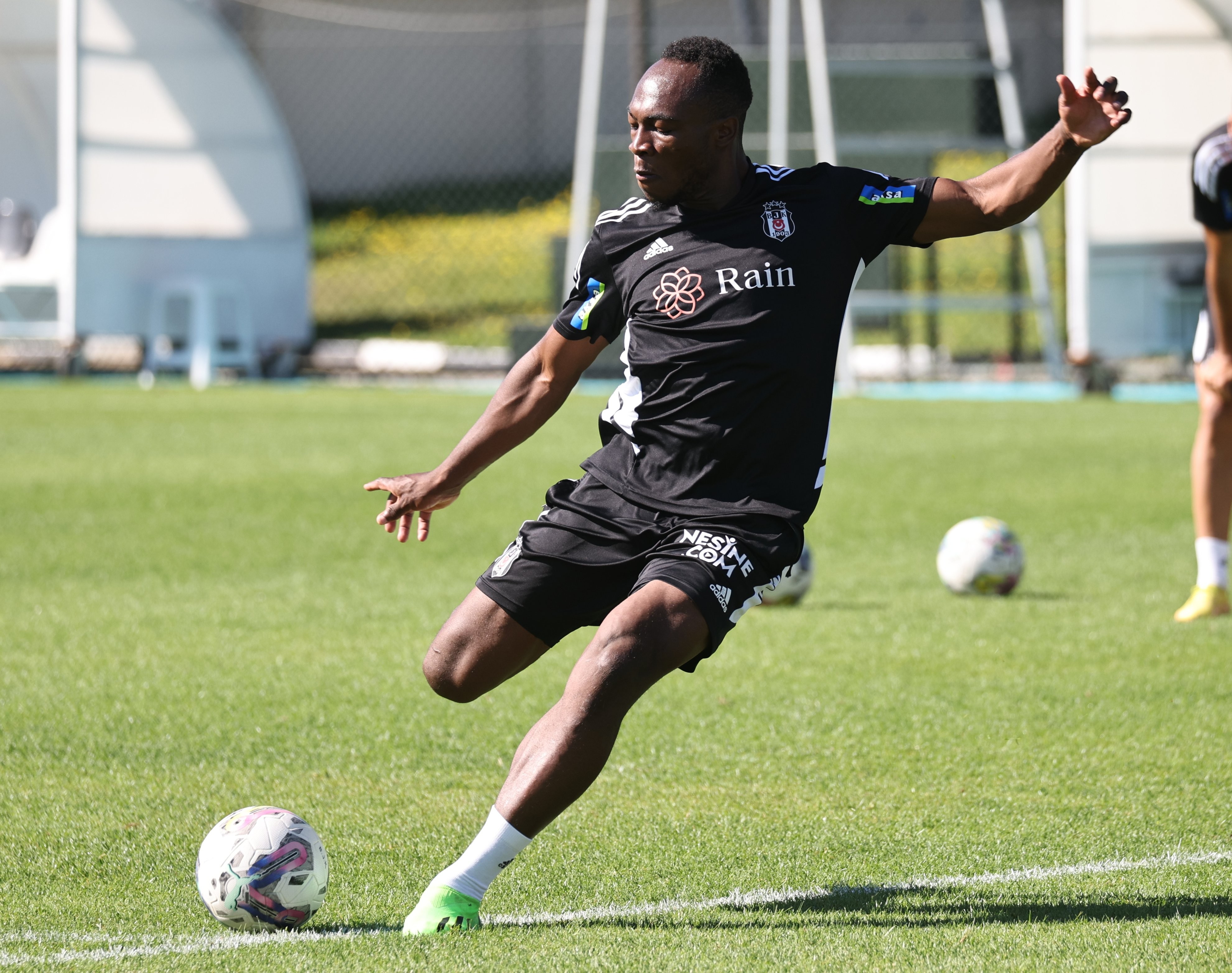Beşiktaş'ta Fenerbahçe mesaisi devam etti