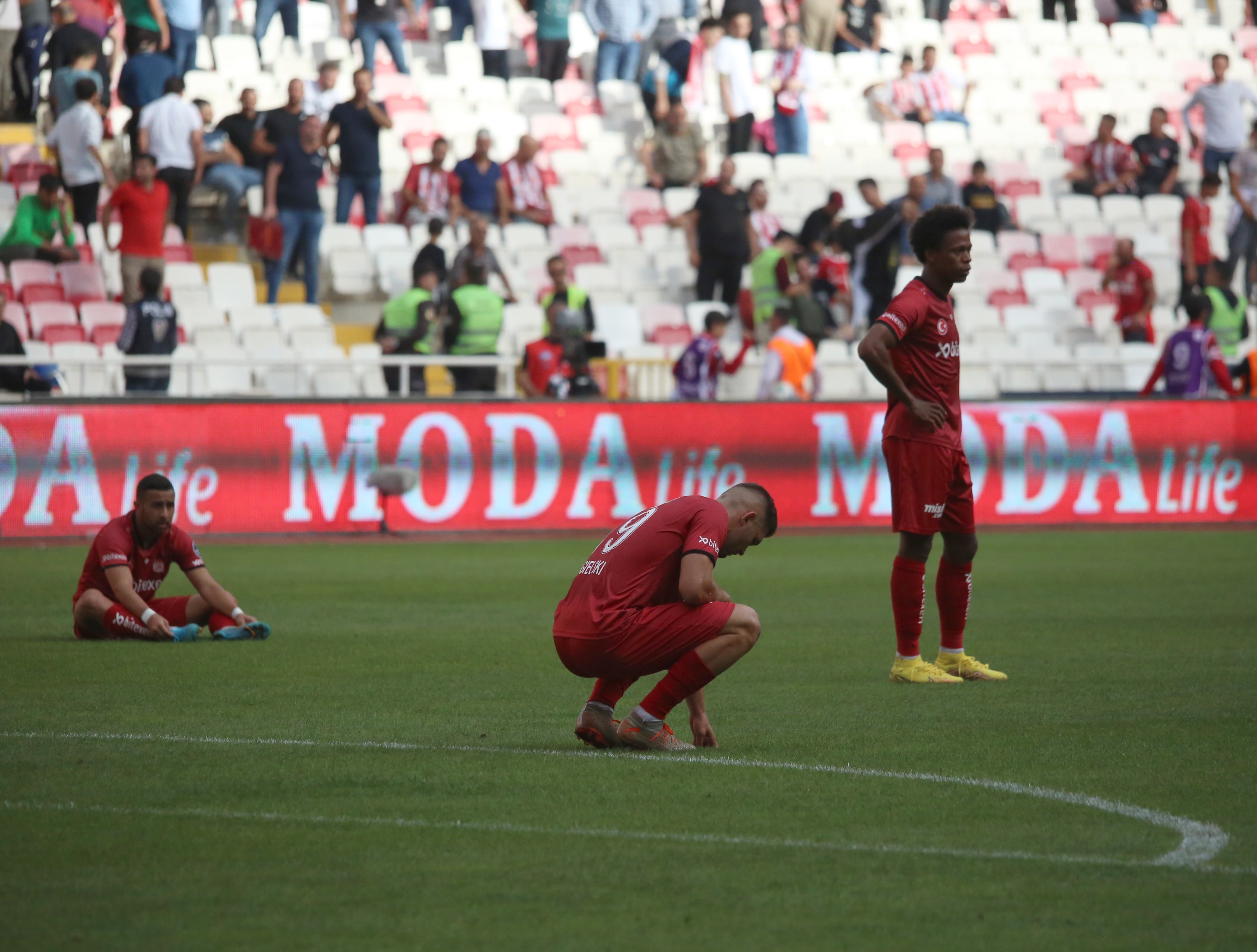 Sivasspor, ligde 4. yenilgisini aldı