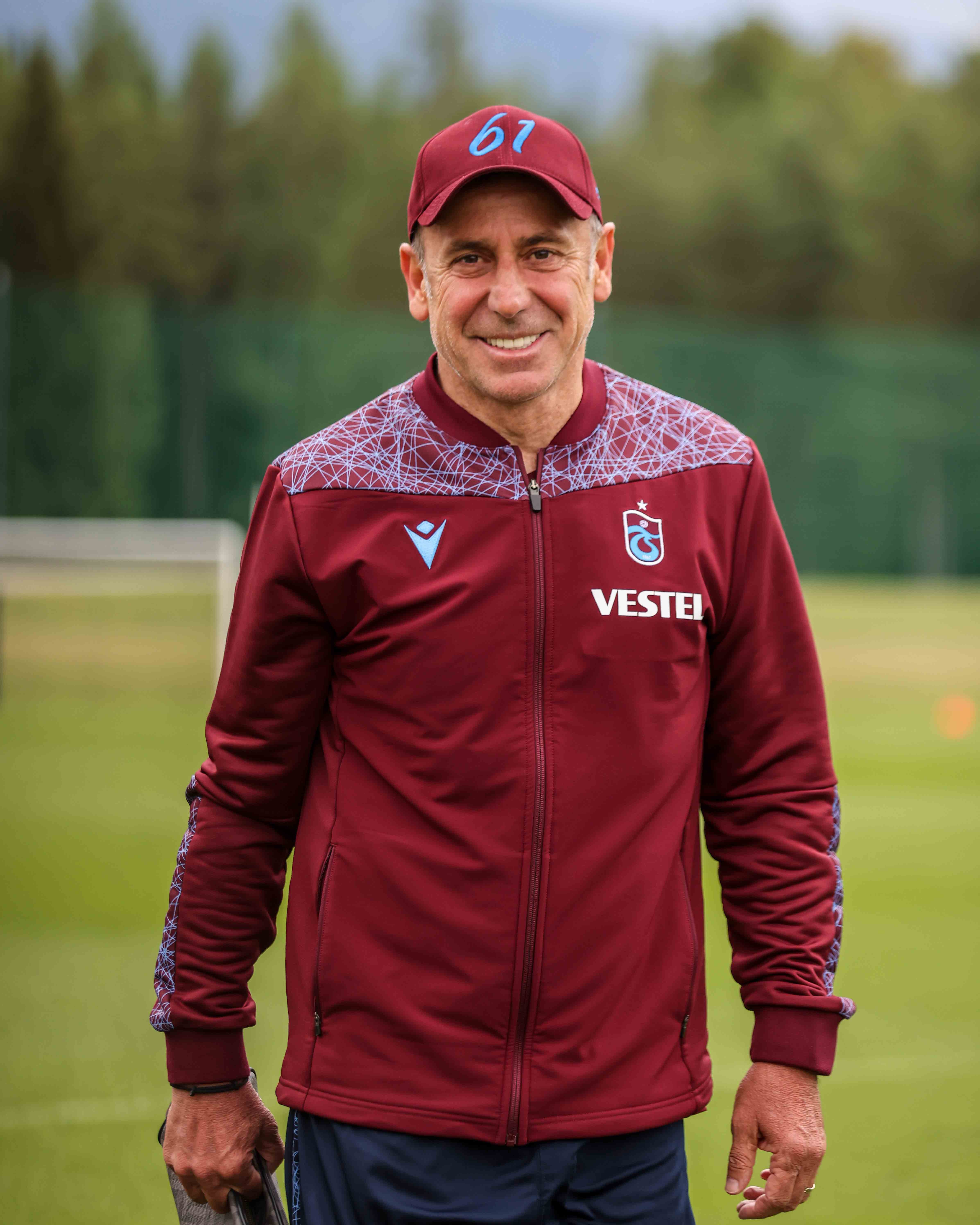 Trabzonspor 15 yıl sonra Avrupa'da en farklı galibiyetini aldı