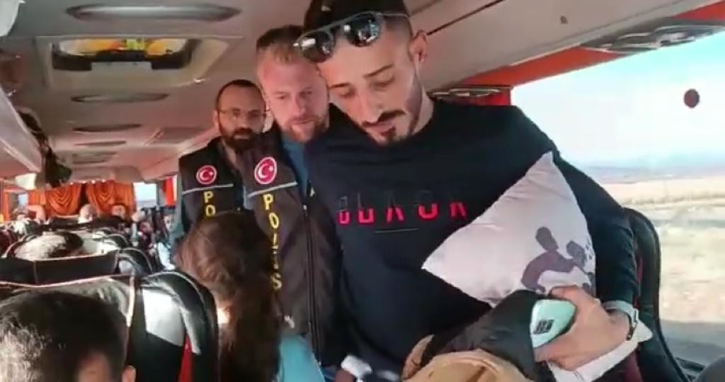 Sondaj operasyonunda 10 tutuklama