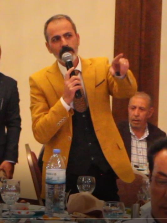 Gazetecilerin soruları başkan Beyazgül'ü terletti