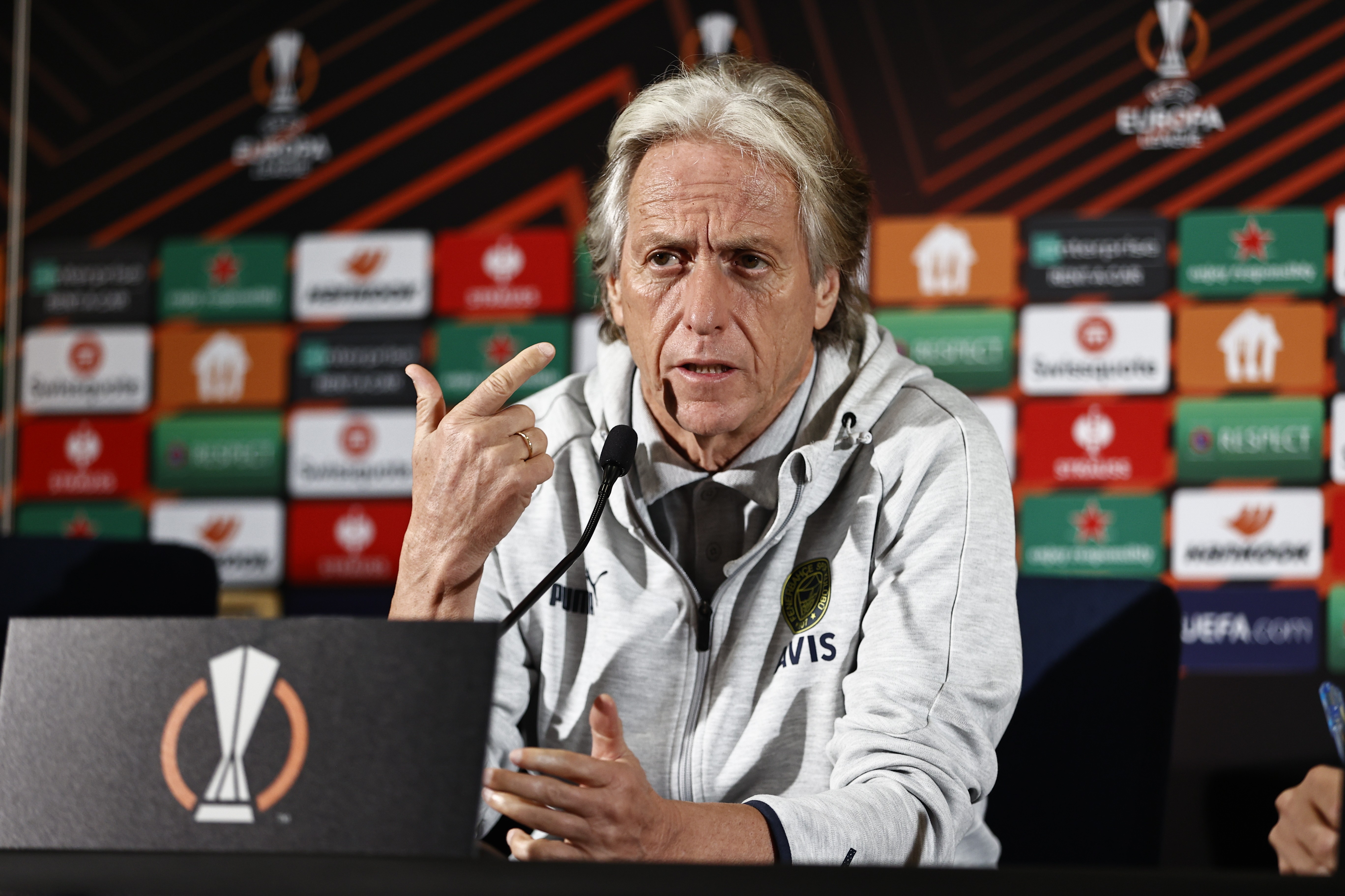Jorge Jesus: "Bu gruptan lider çıkmak çok önemli"