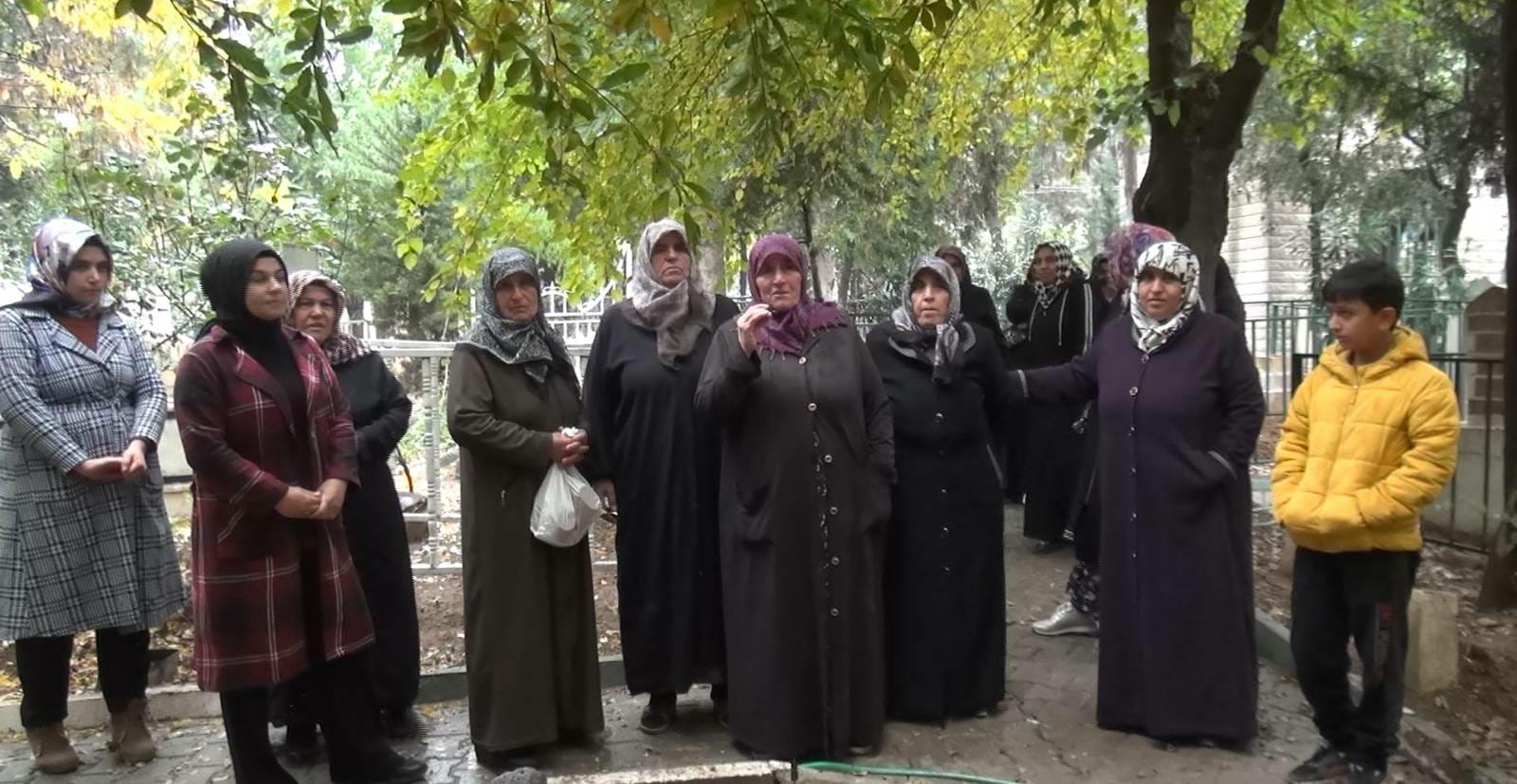 Özaslan Karaköprü'de mezarlık sorununu dile getirdi