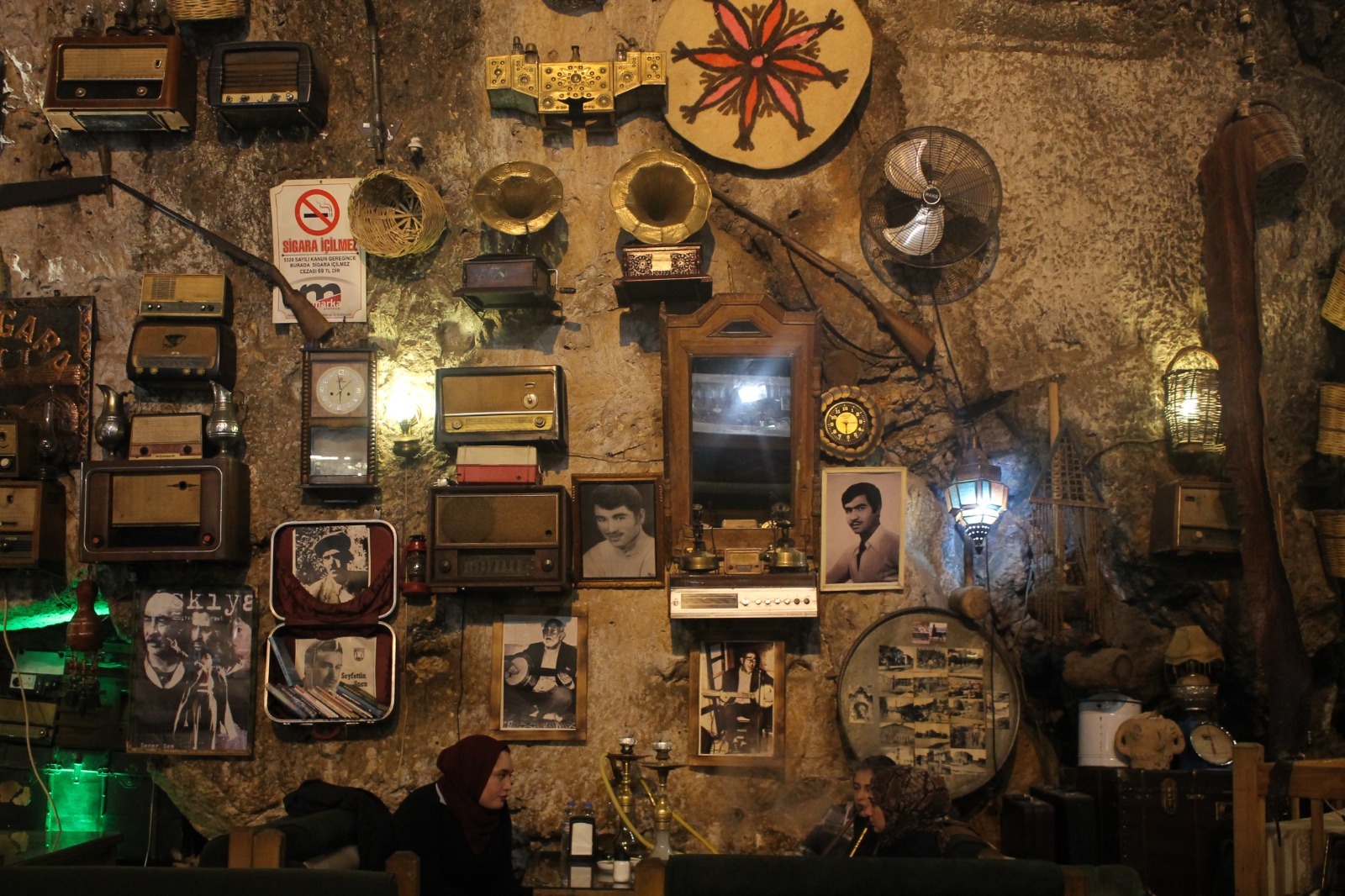 Nostaljinin adresi bu kez taş mağaralar