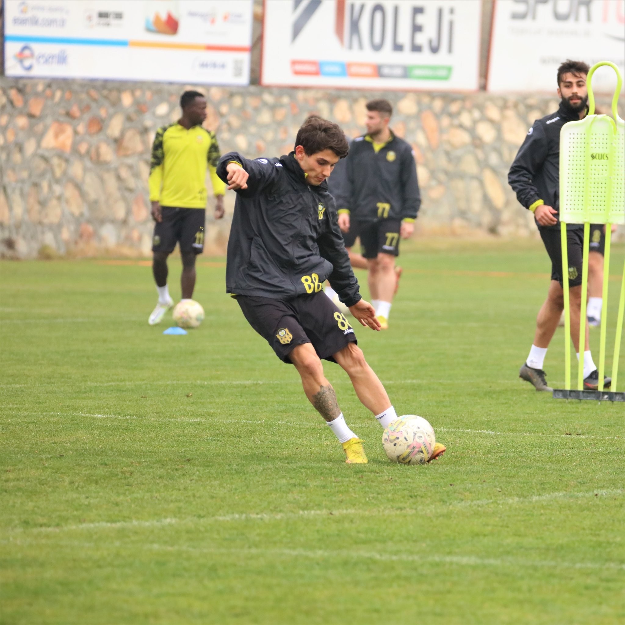 Yeni Malatyaspor’da Tuzlaspor mesaisi sürüyor