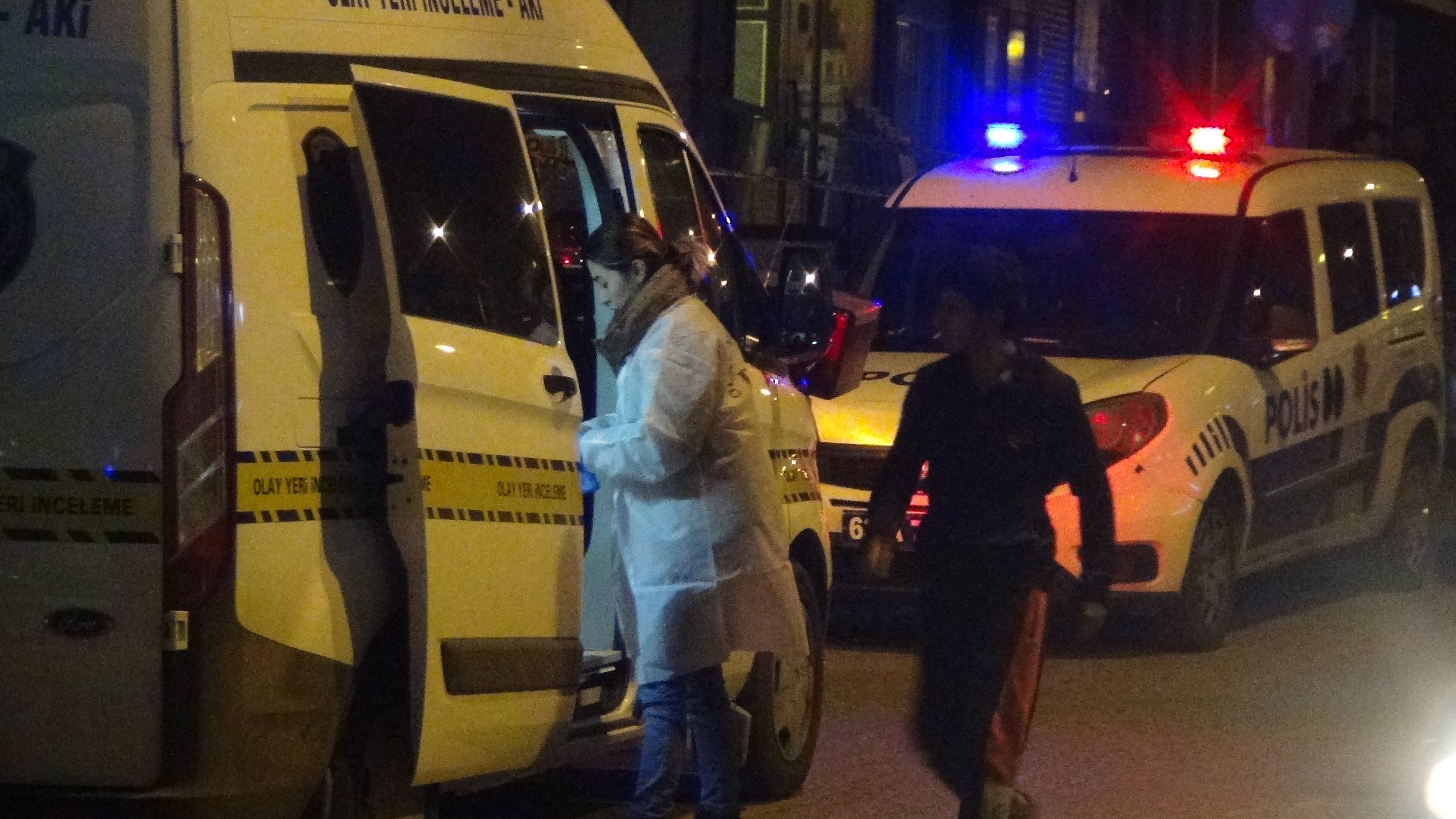 Narkotik operasyonunda polislere saldırı: 2 polis yaralı