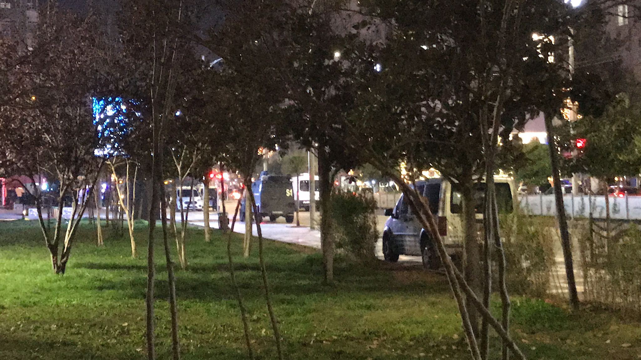 Şanlıurfa'da kaldırma bırakılan şüpheli çanta polisi harekete geçirdi