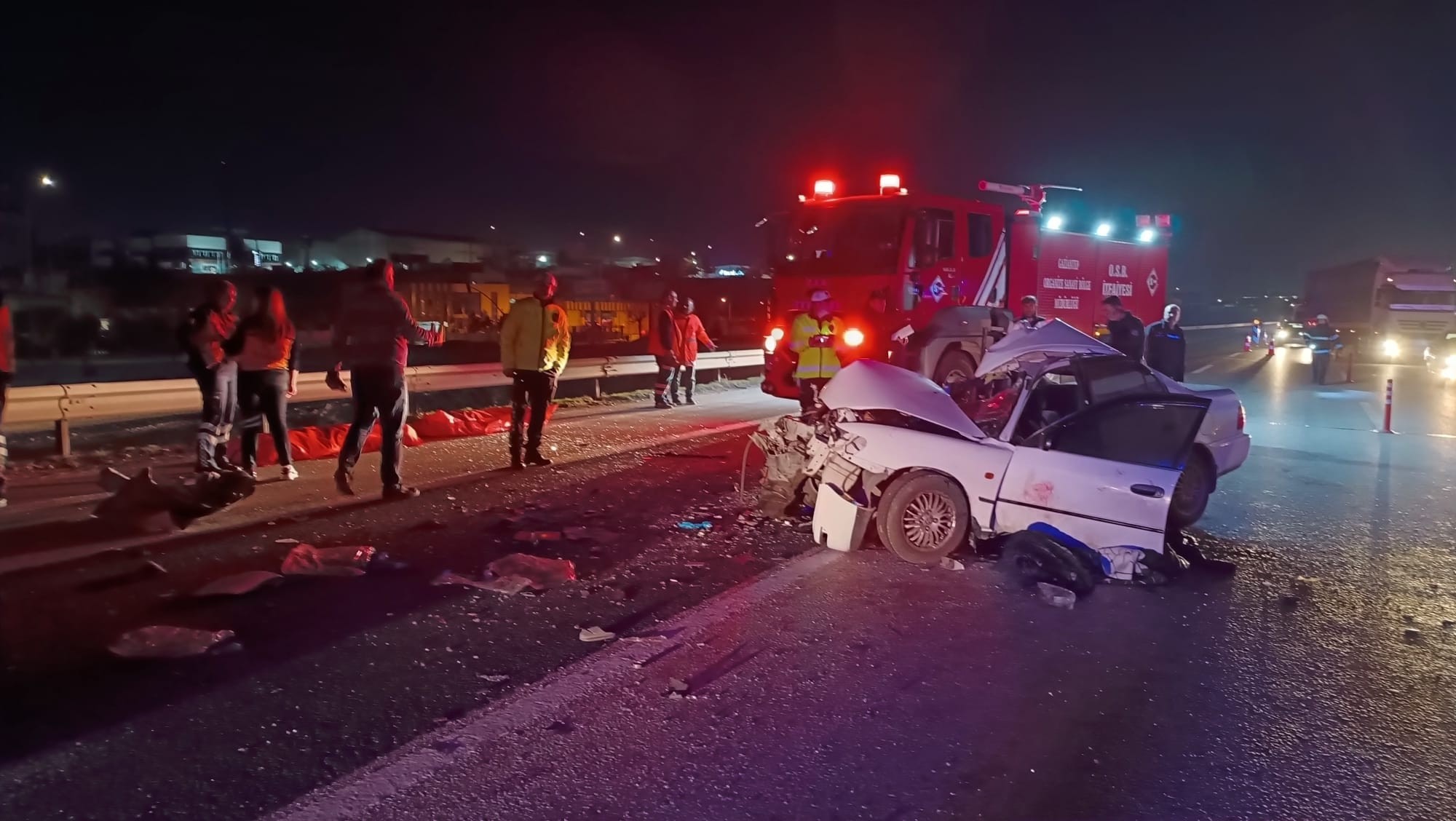 TAG otoyolunda feci trafik kazası: 2 ölü, 5 yaralı