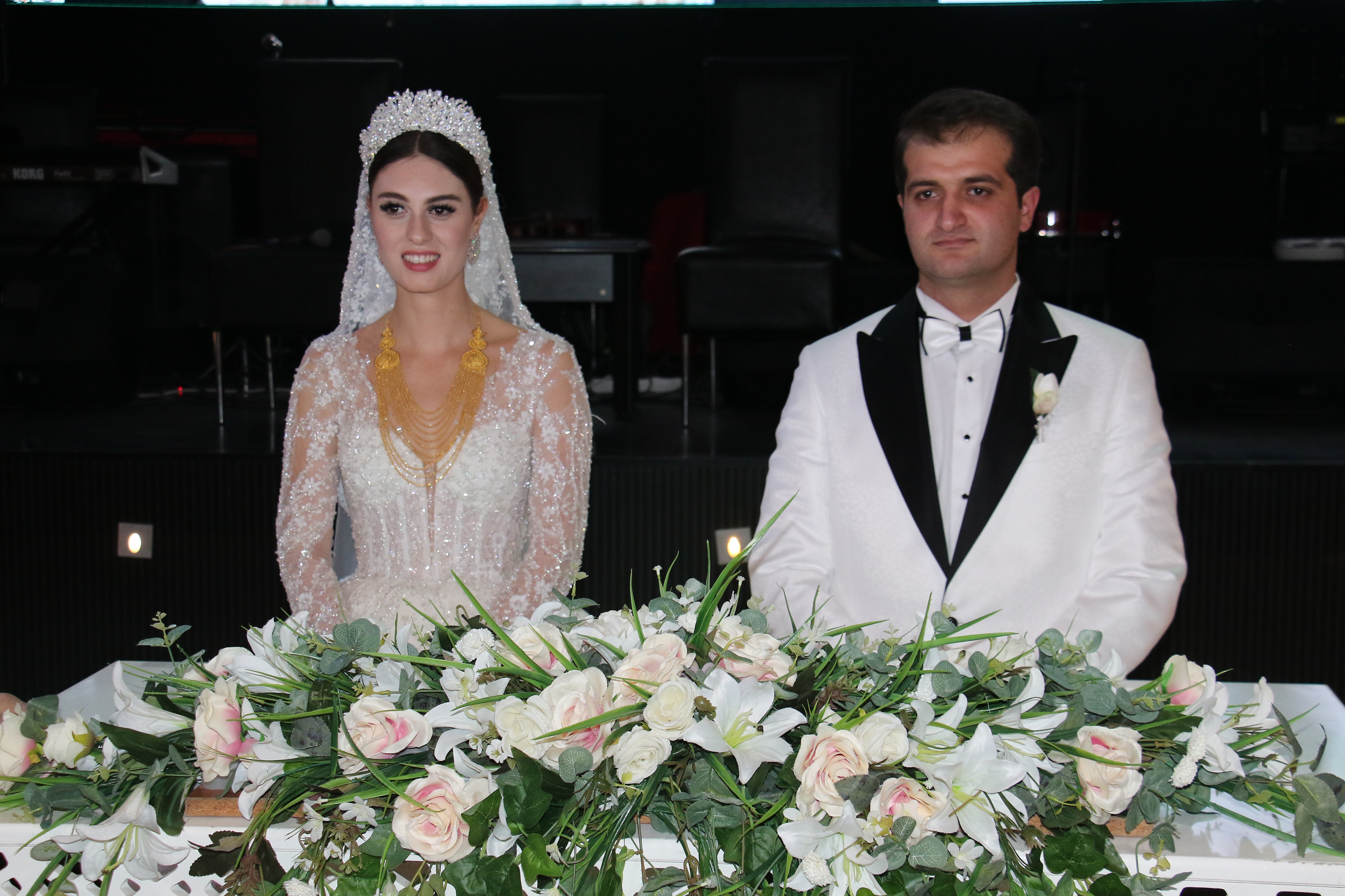 Destici Şanlıurfa'da Pijan Aşiretinin düğününe katıldı