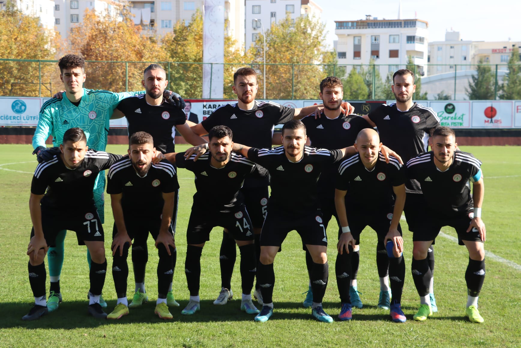 Karaköprü Belediyespor 3 puanı 3 golle aldı