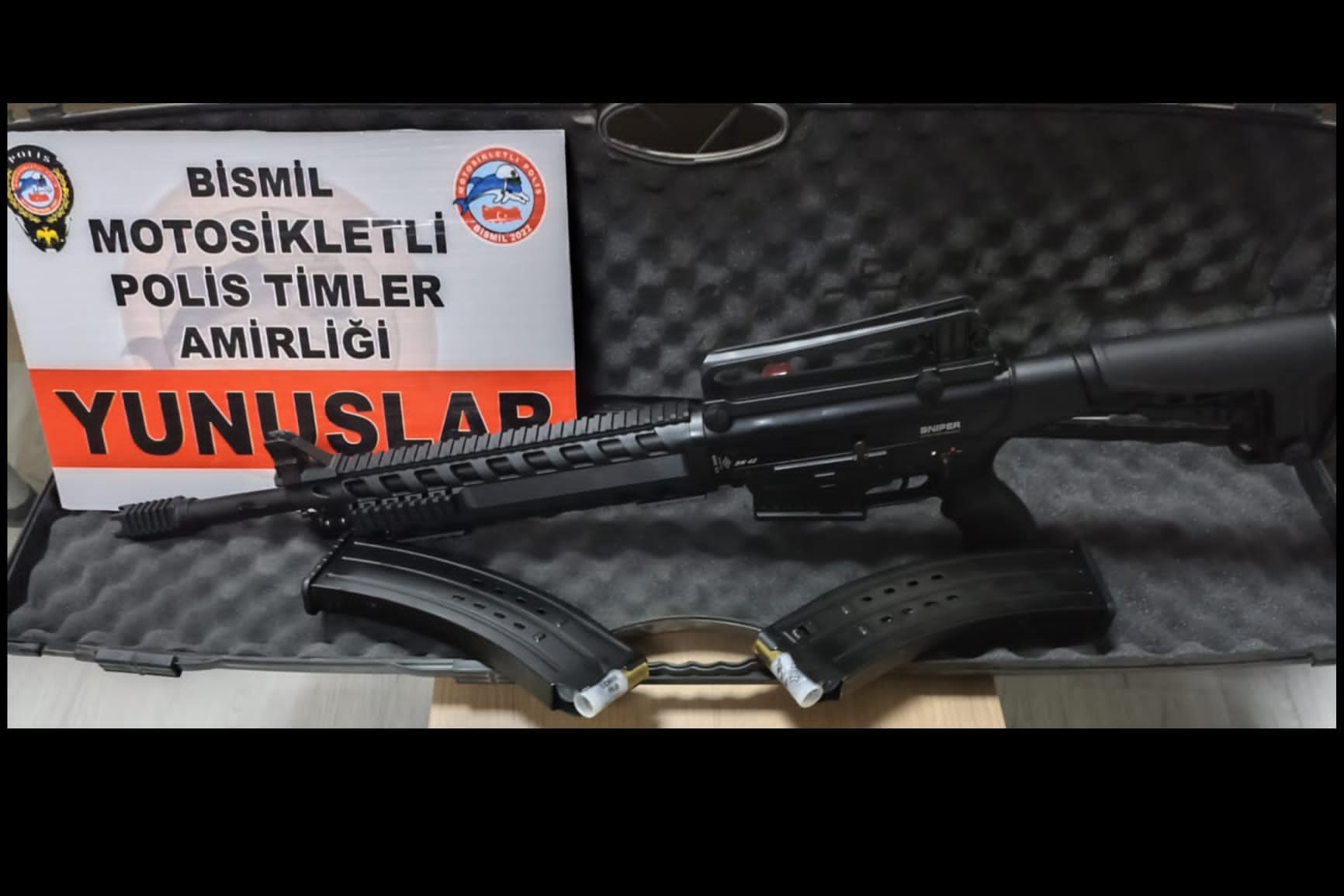 Huzur uygulaması: Silah ve bandrolsüz tütün ele geçirildi