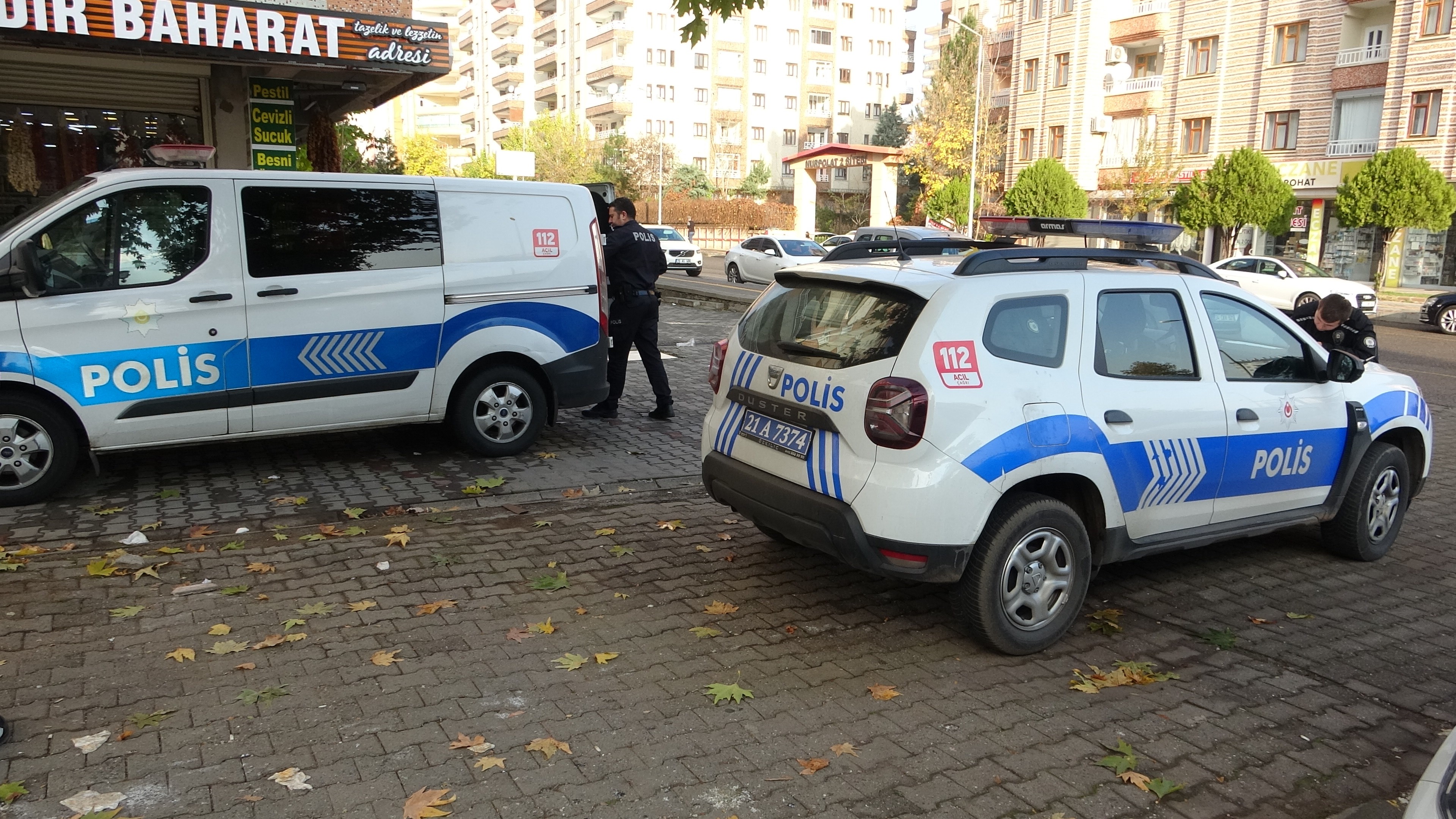 Kuyumculara silahlı saldırı
