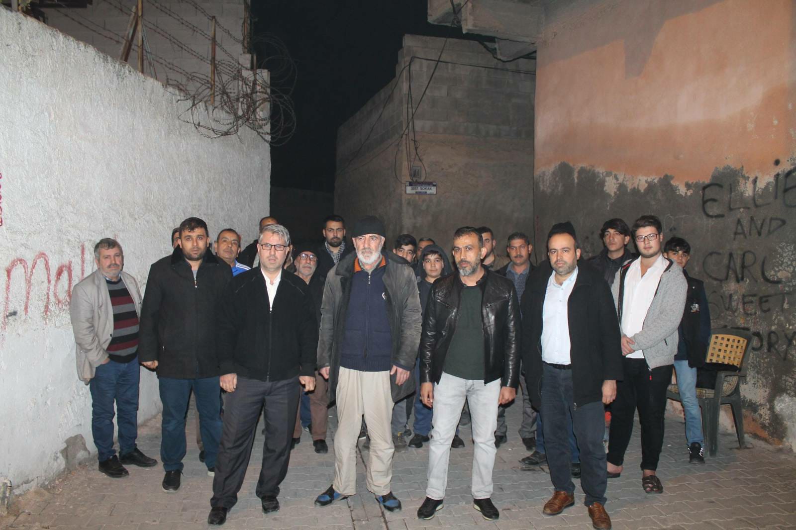 Özaslan, metruk evlerdeki madde bağımlılarını paylaştı