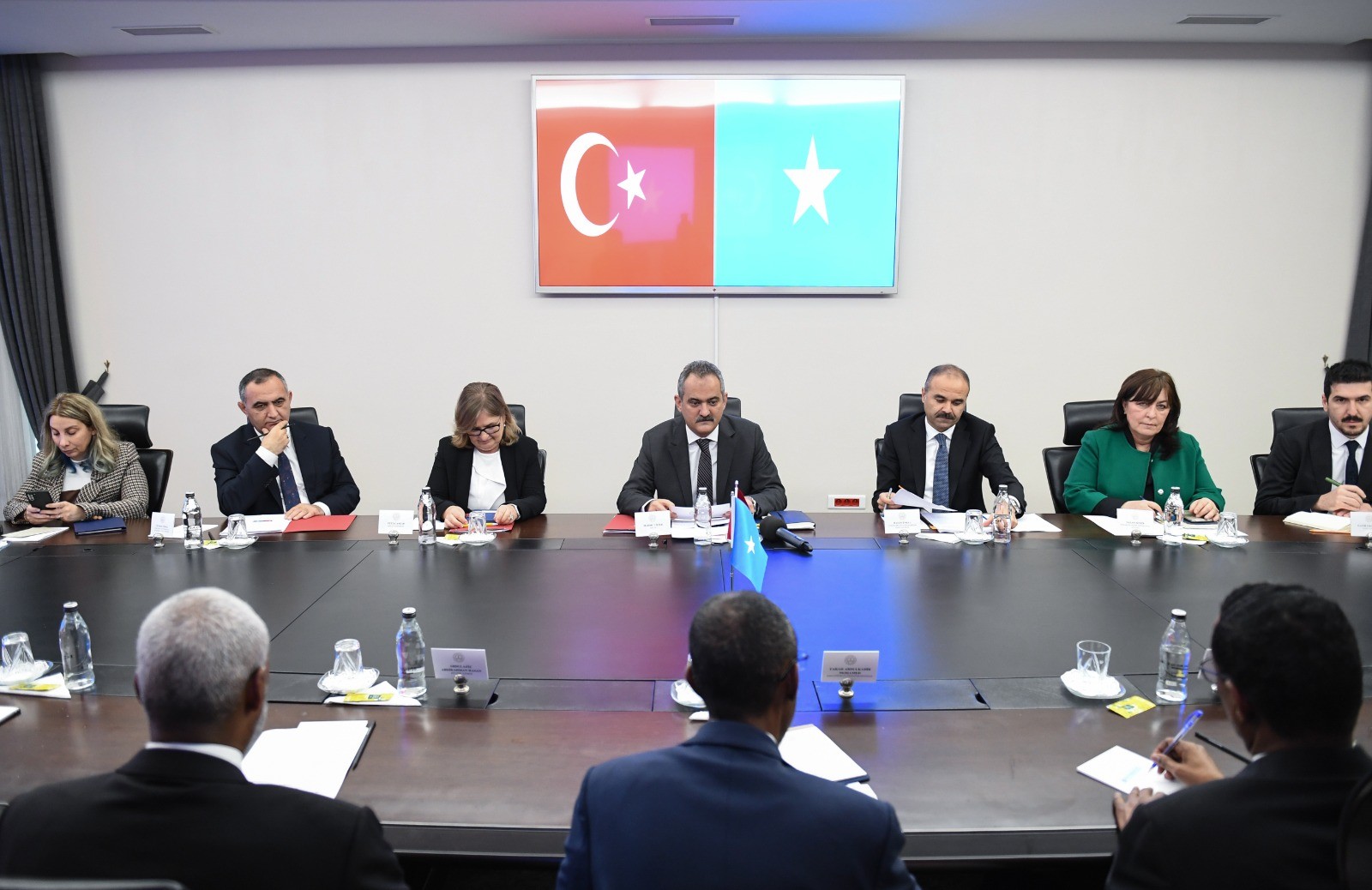 Bakanlar eğitim için bir araya geldi