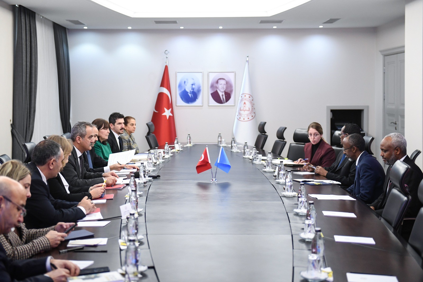 Bakanlar eğitim için bir araya geldi