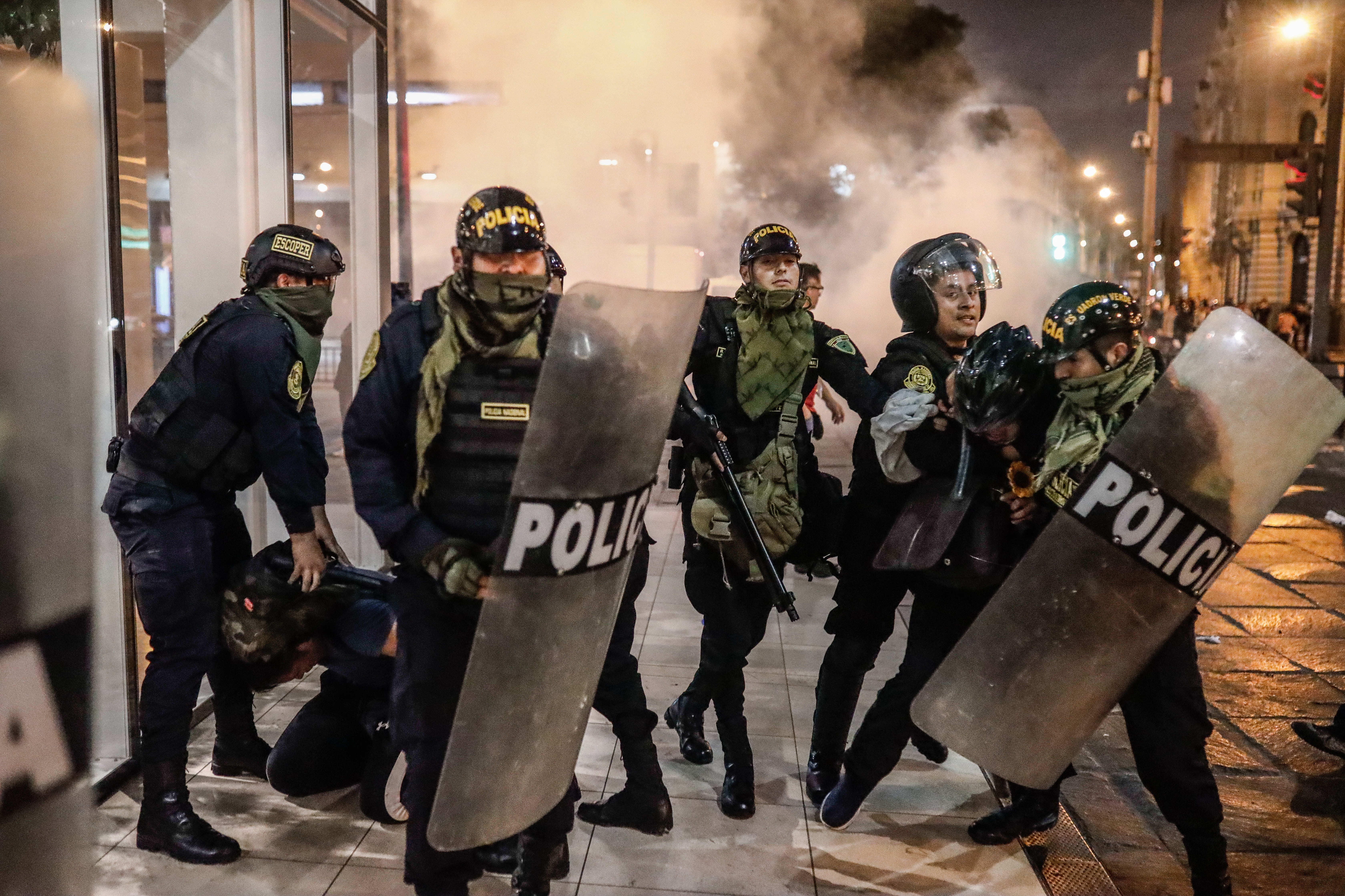 Peru'da protestolardaki can kayıpları kabinede istifa getirdi