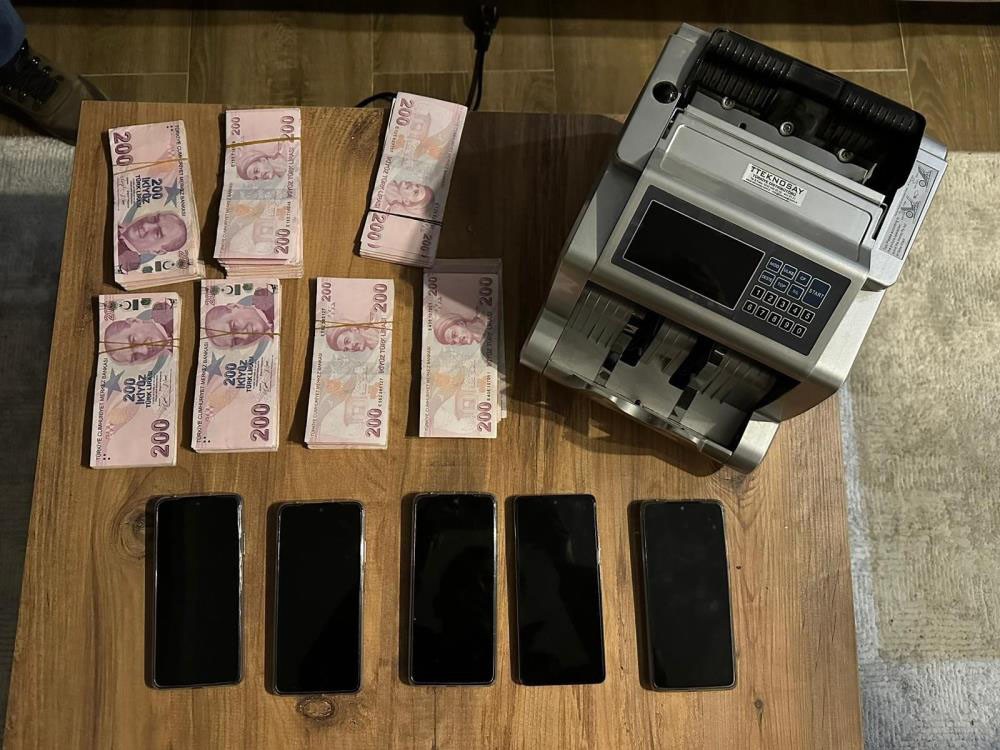 İkizlerin yönettiği bahis çetesi operasyonunda 10 tutuklama