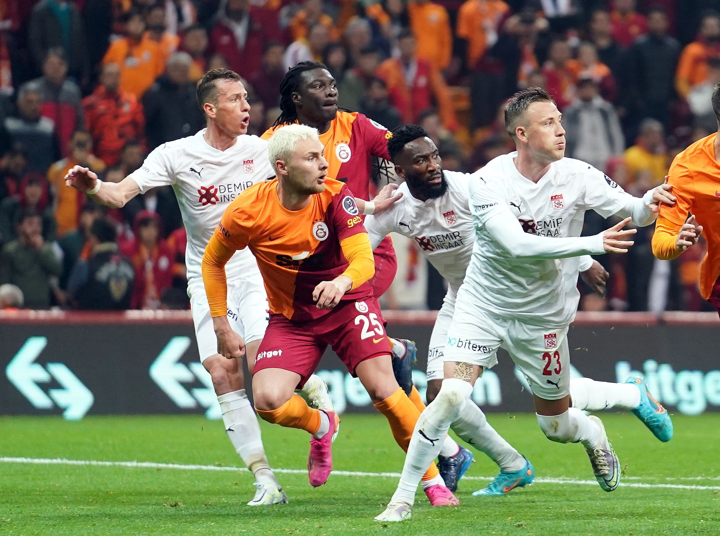 Galatasaray son 6 maçını kazandı