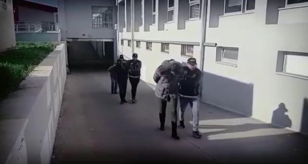 Polisin durdurduğu otomobilden 7 kilo metamfetamin ele geçirildi