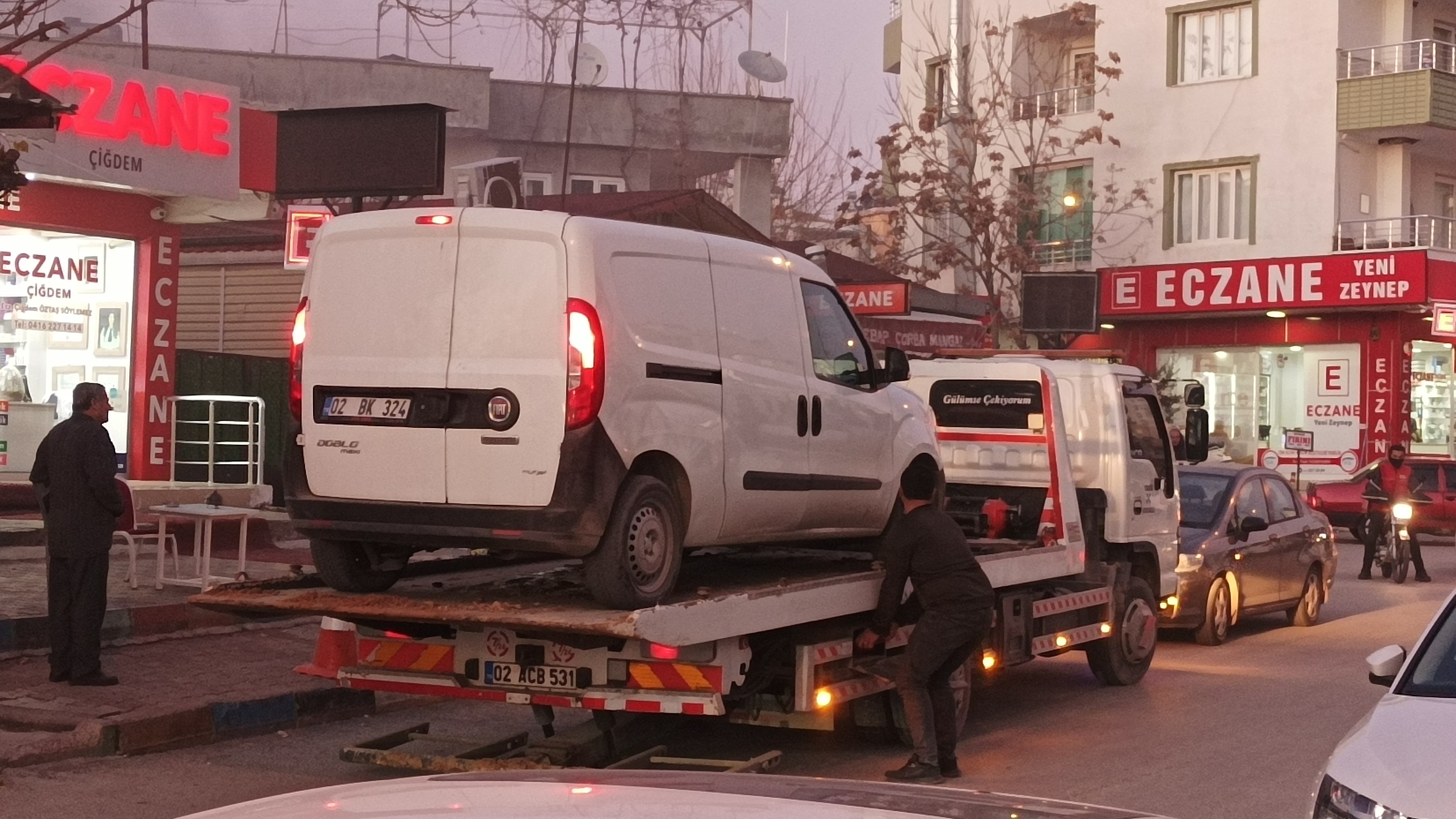 Hafif ticari aracın çarptığı çocuk hayatını kaybetti