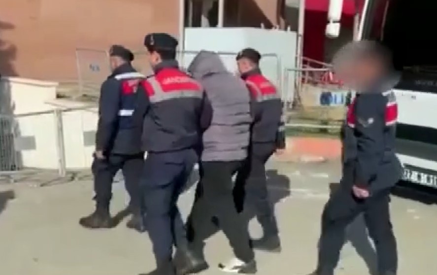 Evini uyuşturucu deposuna çeviren şahıs tutuklandı