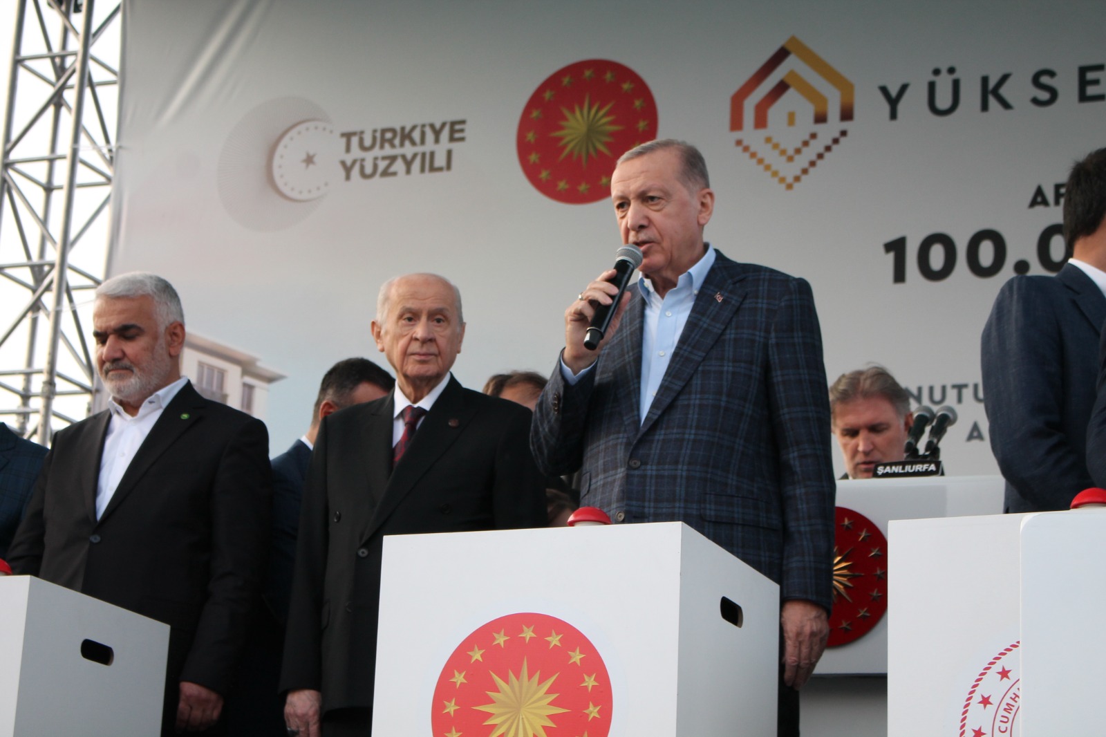 Görev verilmeyen adaylar protokolde yer almadı