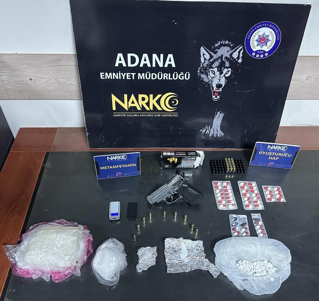 Uyuşturucu ticareti yapan 4 zanlı tutuklandı